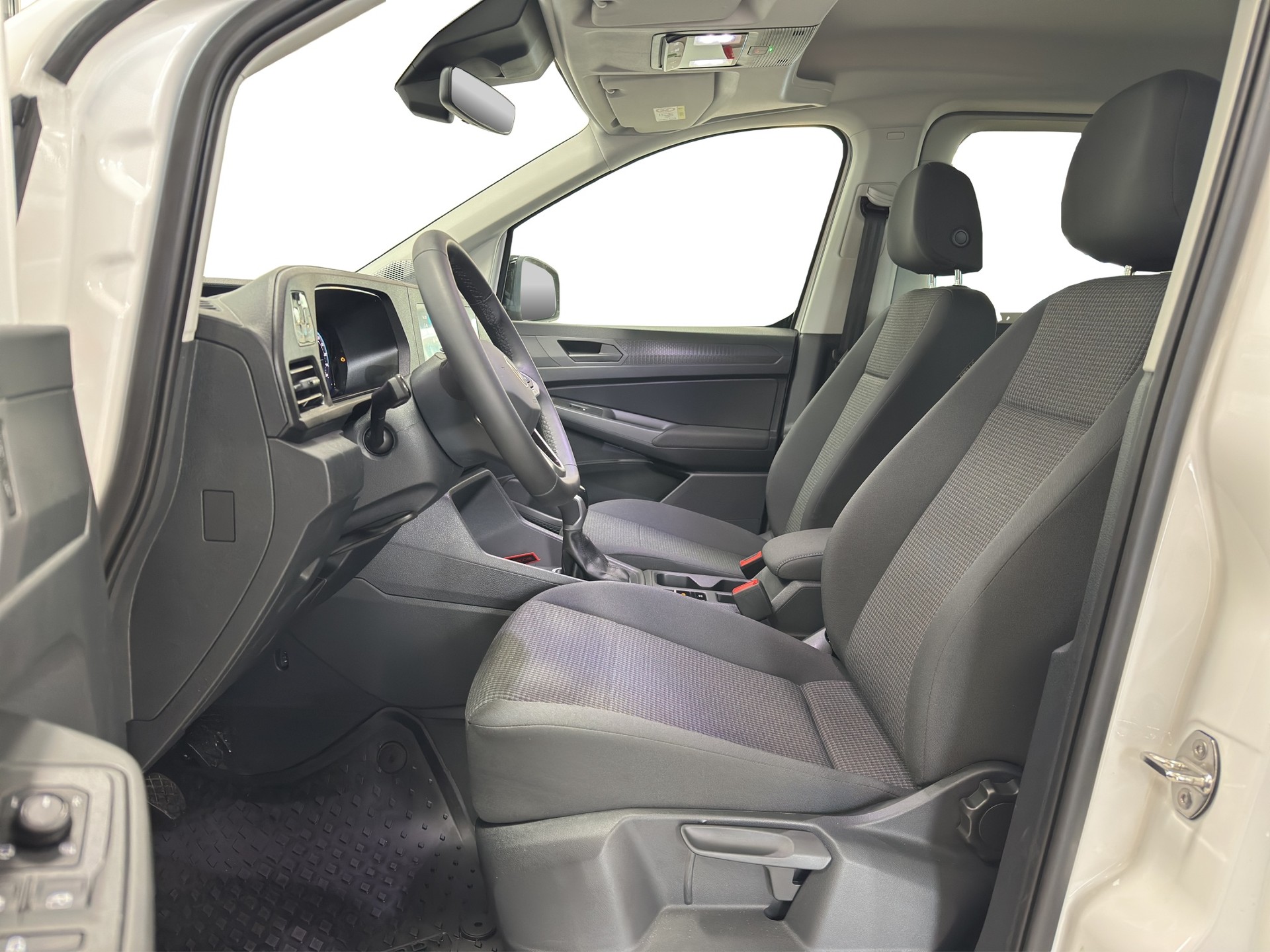 VW Caddy Maxi 2.0 TDI 4Motion-image-19