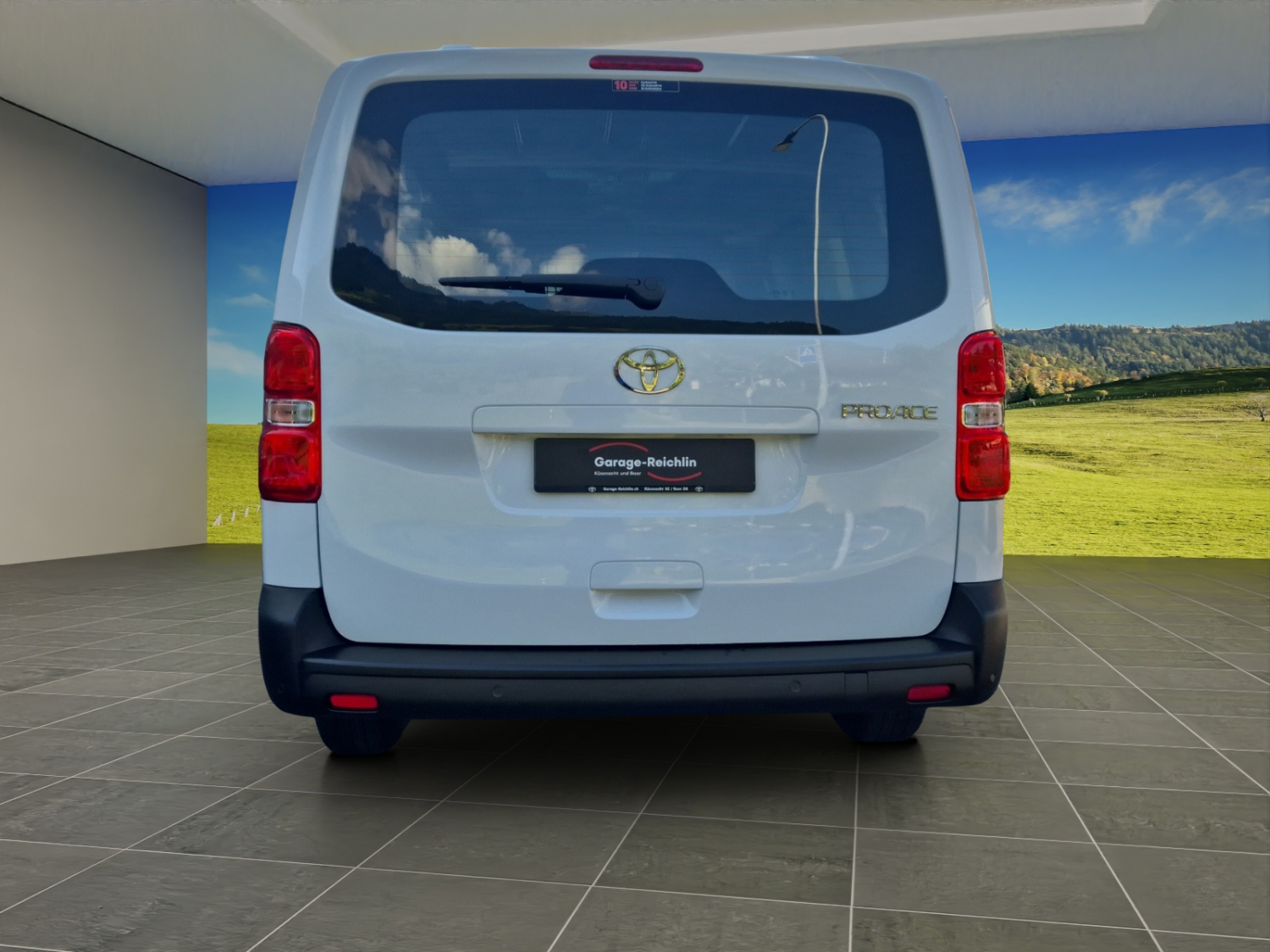 TOYOTA PROACE Van L2 2.0 D Active-showroom-element-3