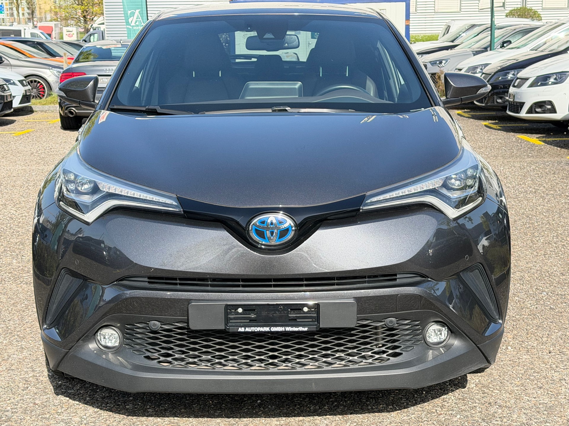 TOYOTA C-HR 1.8 HSD Premium CVT-showroom-element-1