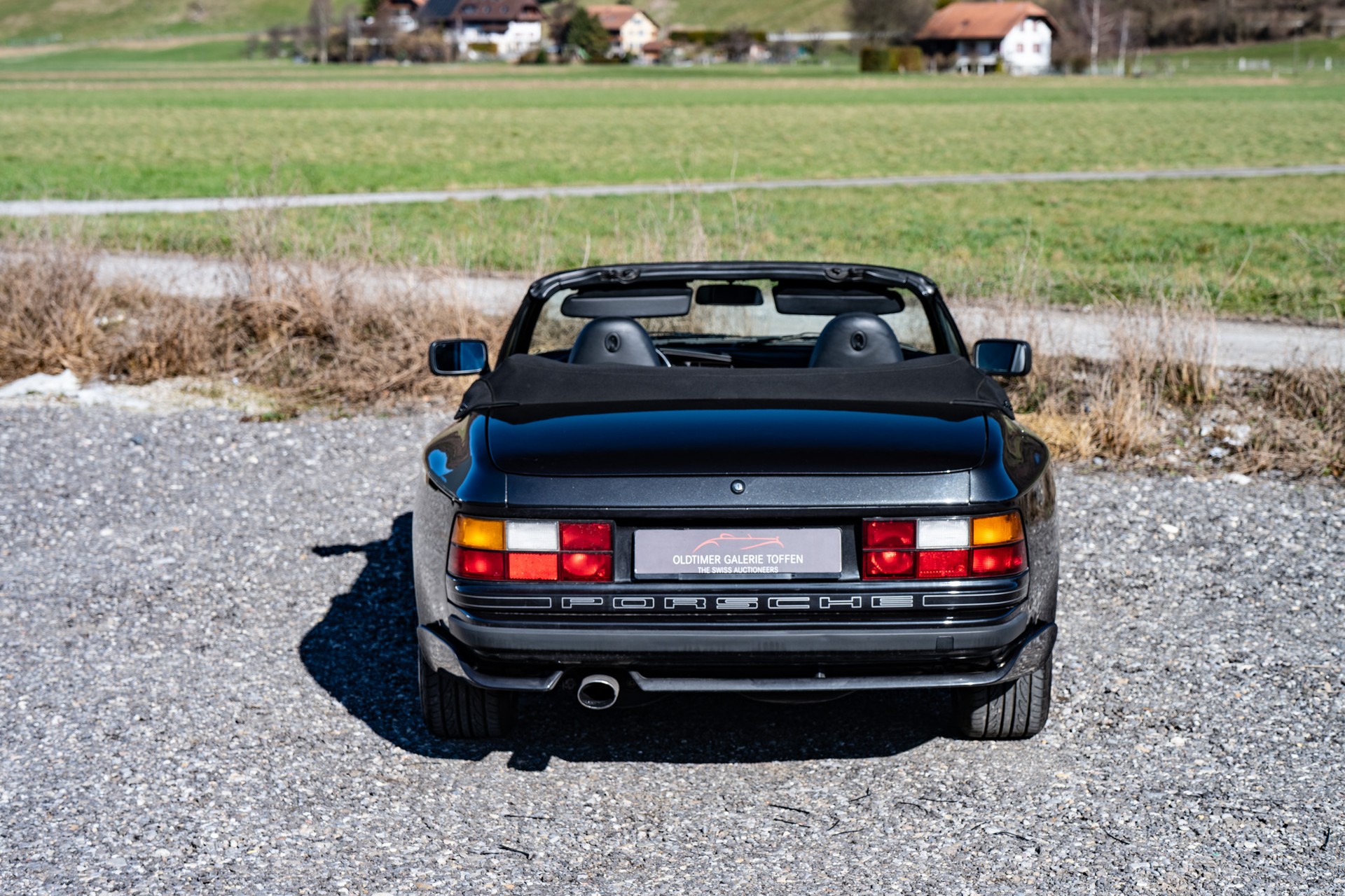 PORSCHE S2 Cabriolet-image-12