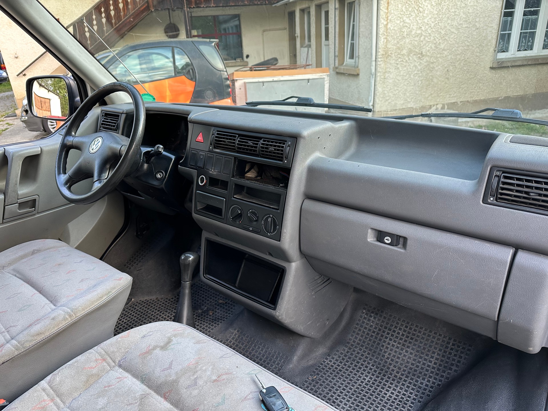 VW T4 2.5TDI FIXPREIS-image-15