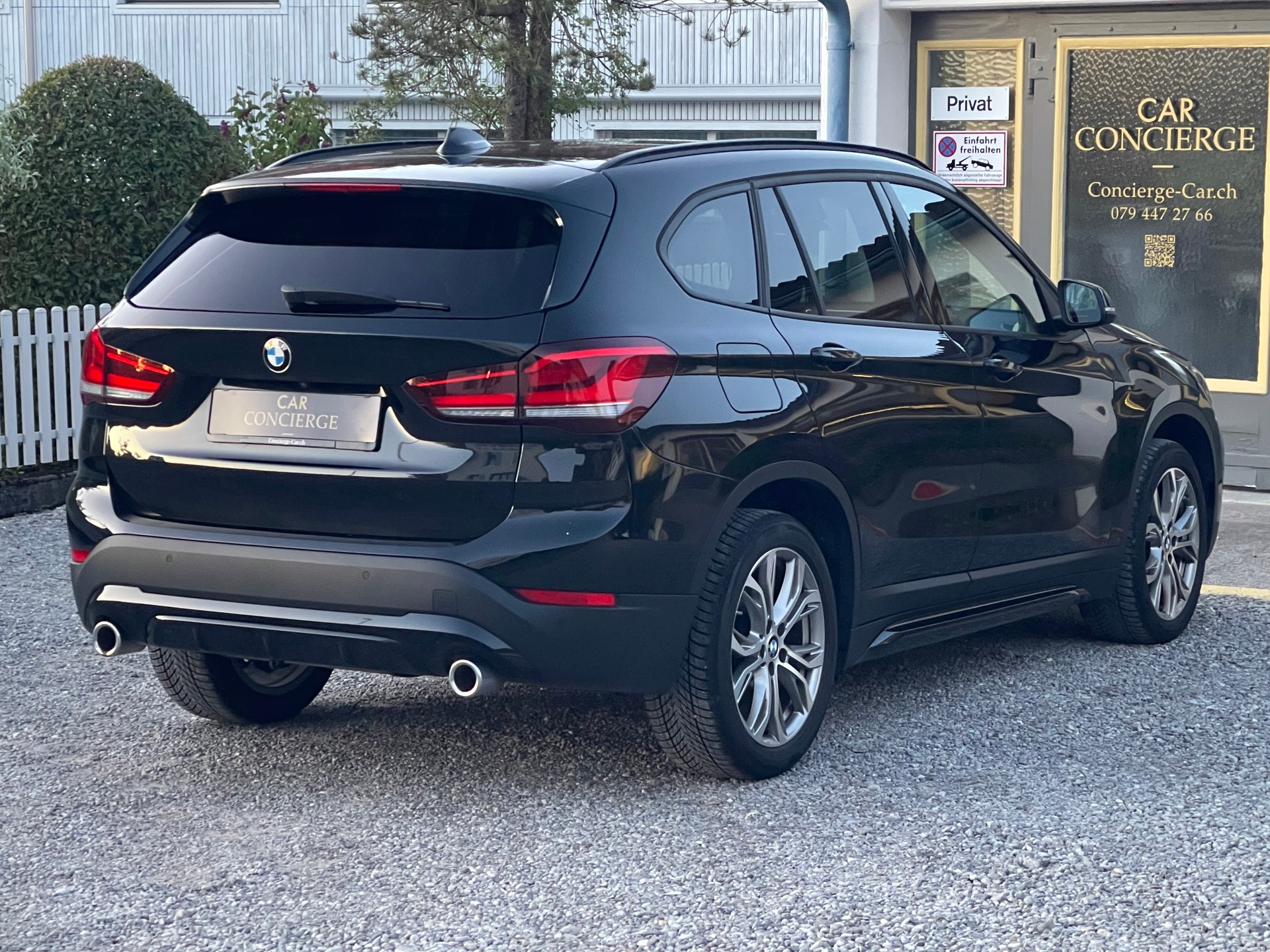 BMW X1 xDrive 18d Sport Line Fleet Edition Steptronic-image-5