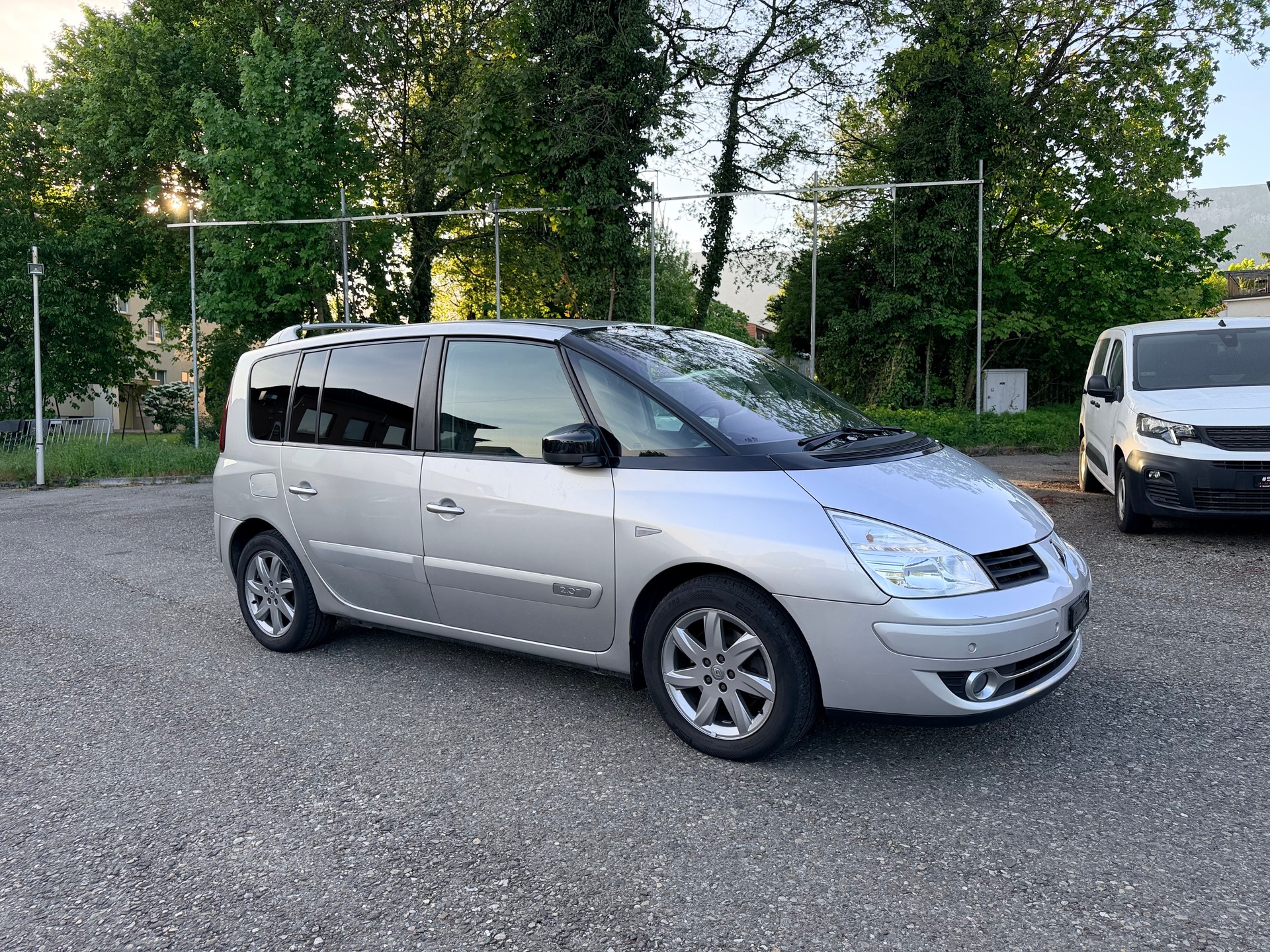 RENAULT Grand Espace 2.0 Turbo Dynamique-showroom-element-3