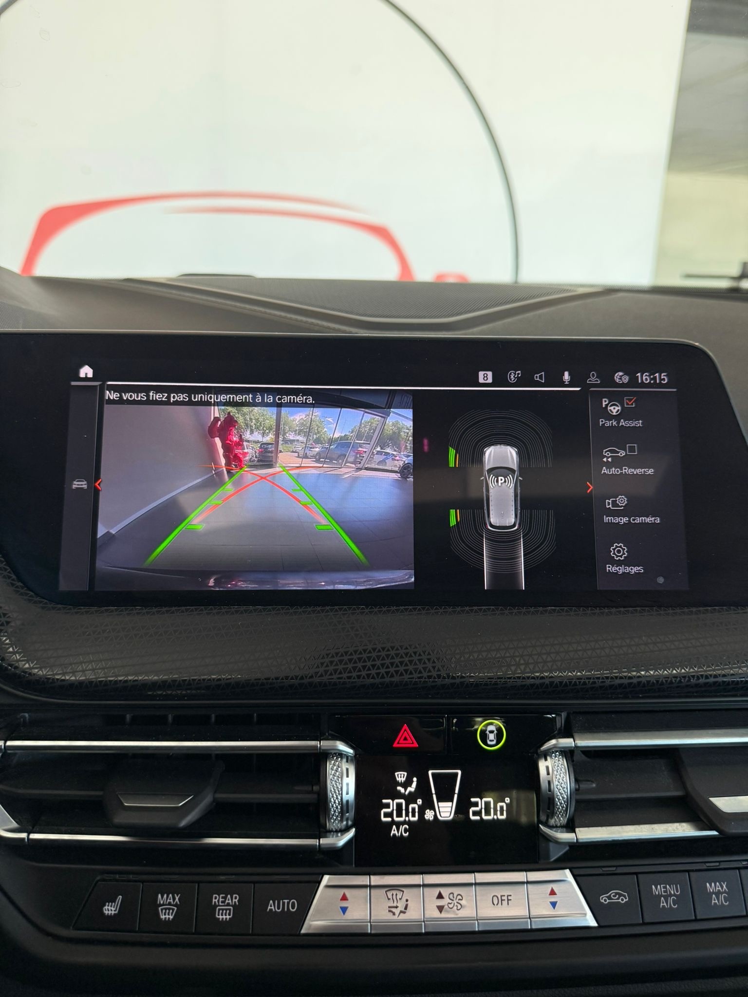 BMW M135i xDrive Steptronic-image-18