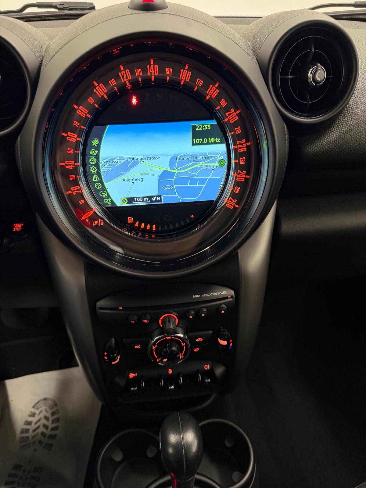 MINI Countryman Cooper ALL4 Steptronic-image-15