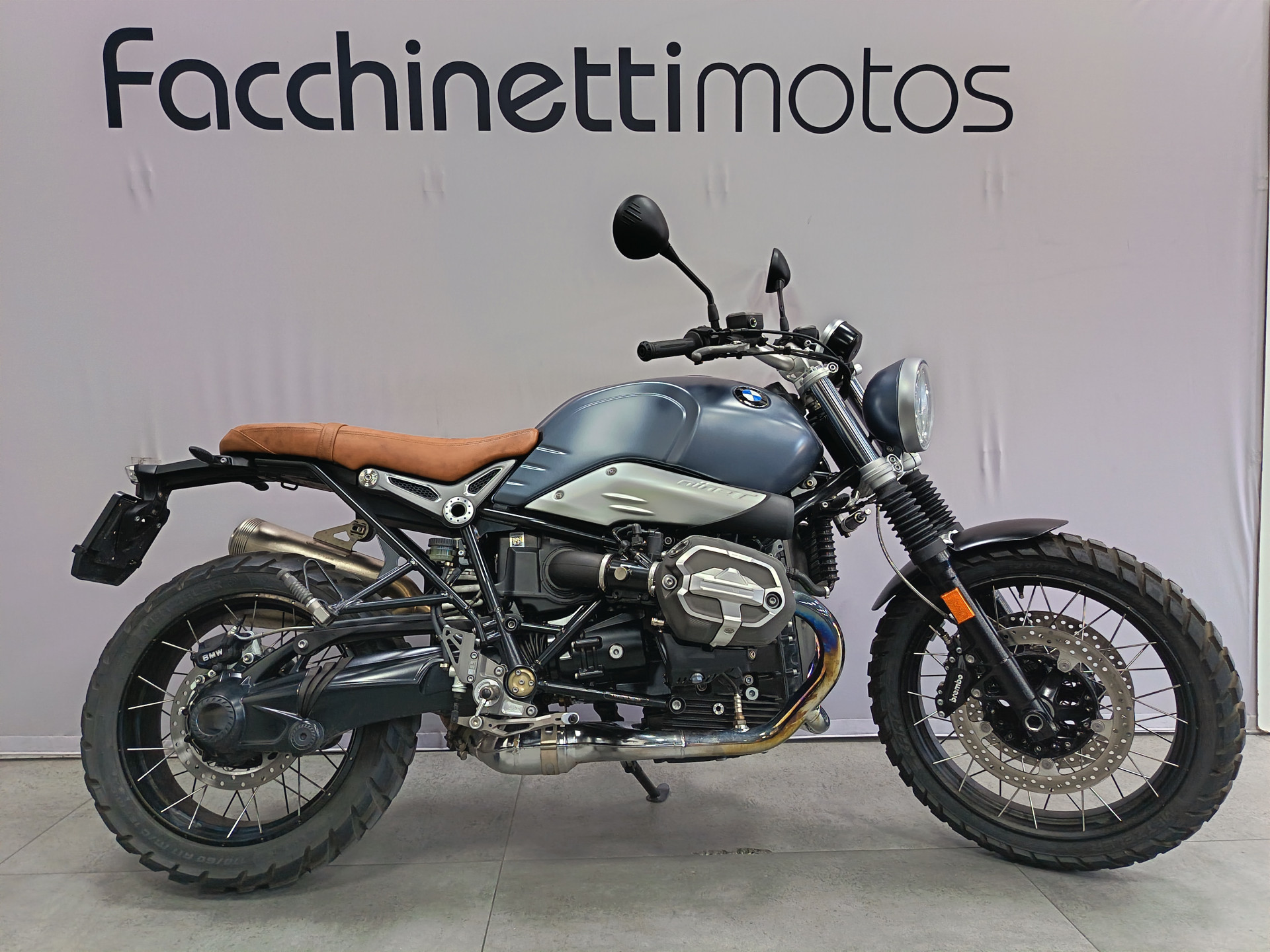 BMW R nineT Scrambler *** OPTION 719 ***-image-0