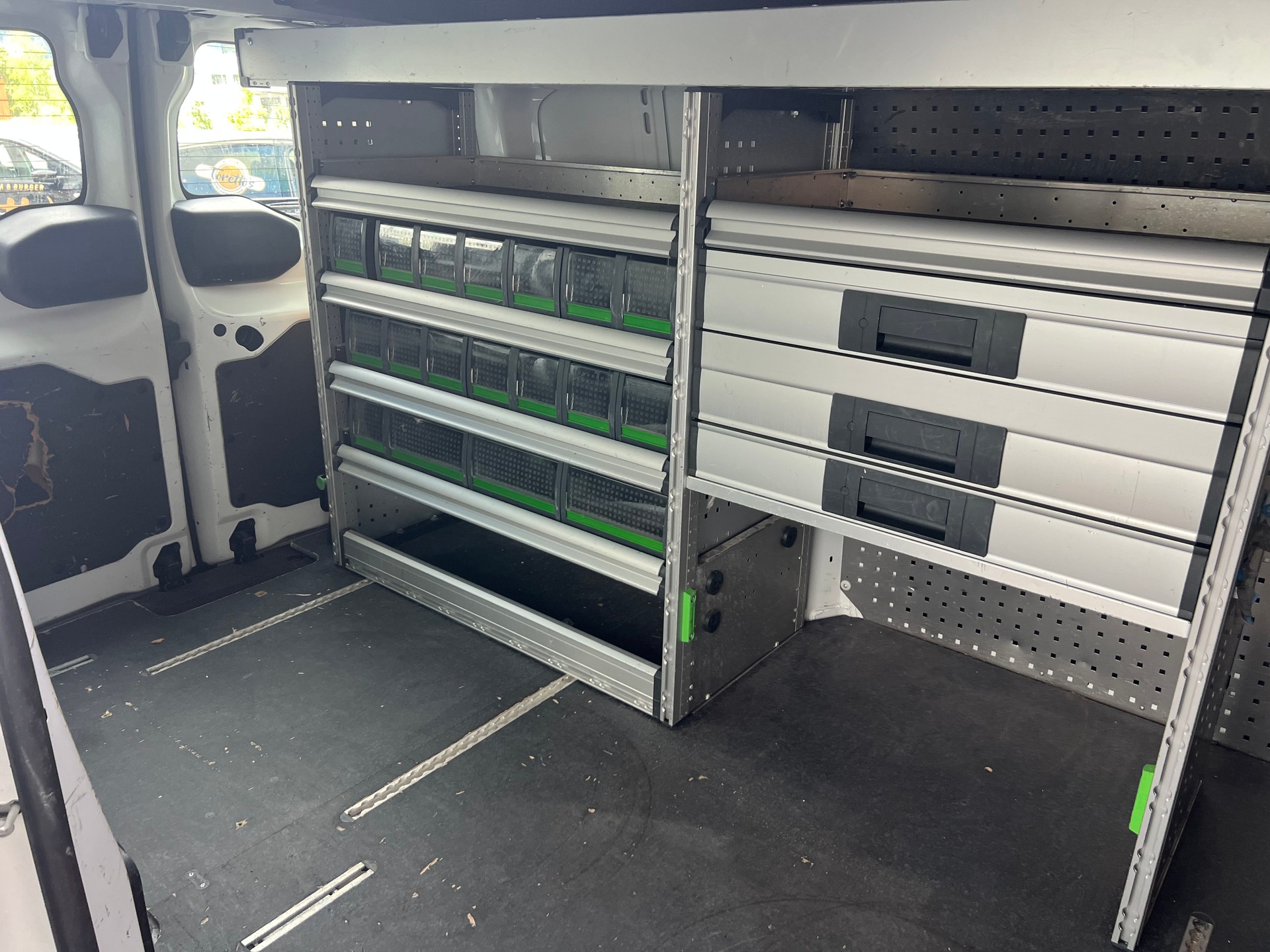 OPEL Vivaro Cargo 1.5 D Inkl. Innenausbau!-image-9