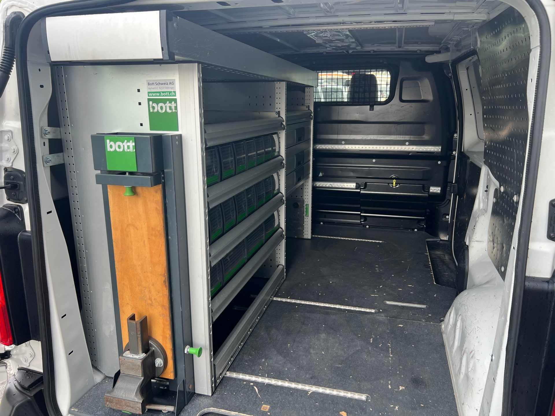 OPEL Vivaro Cargo 1.5 D Inkl. Innenausbau!-image-10