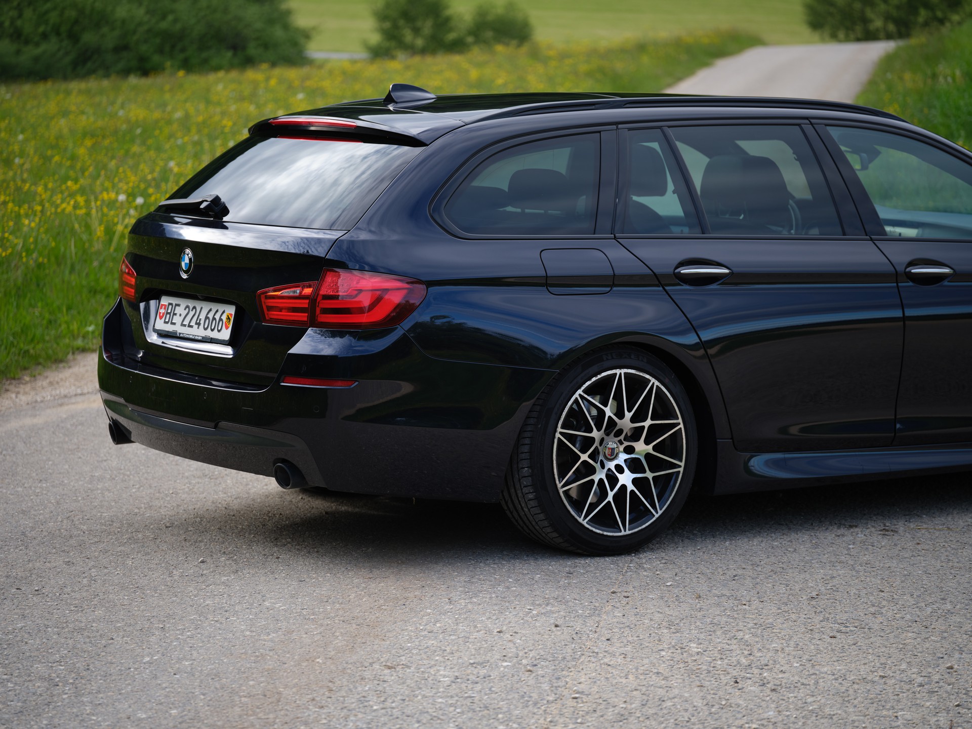 BMW 535d xDrive-image-8