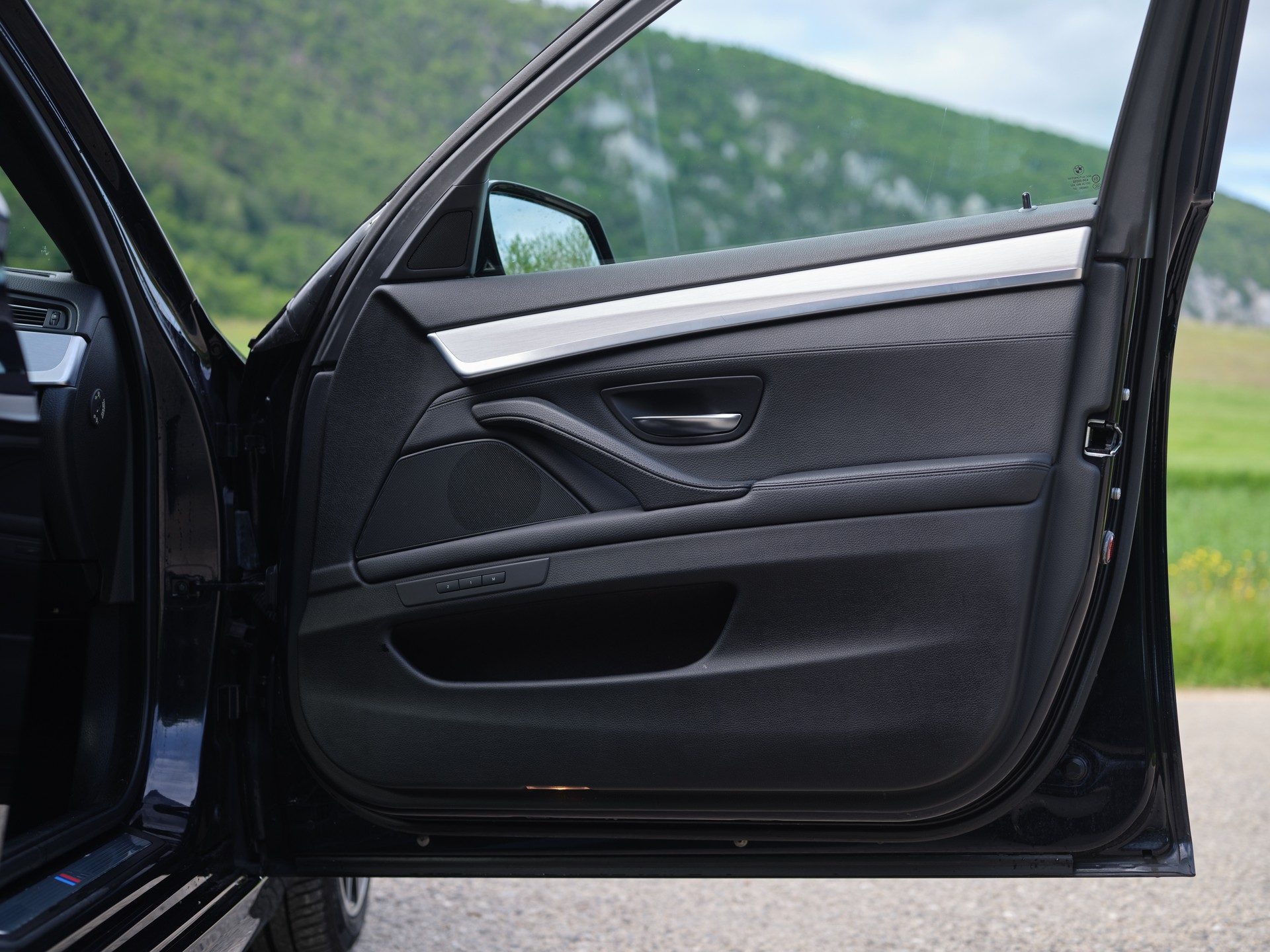 BMW 535d xDrive-image-4