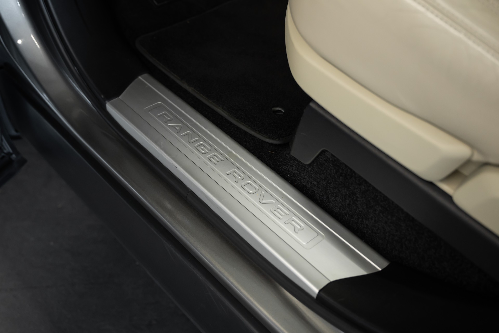 LAND ROVER Range Rover 3.0 V6 SC Autobiography Automatic-image-17