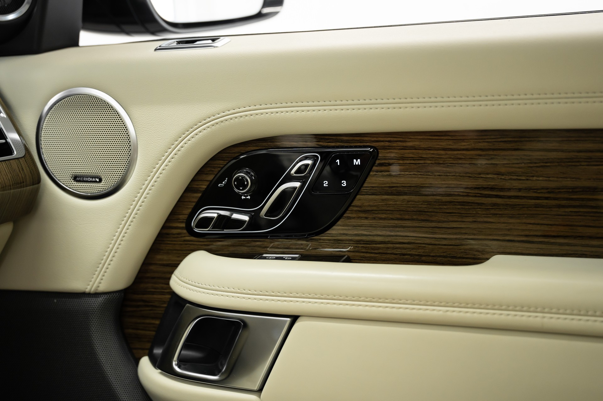 LAND ROVER Range Rover 3.0 V6 SC Autobiography Automatic-image-29