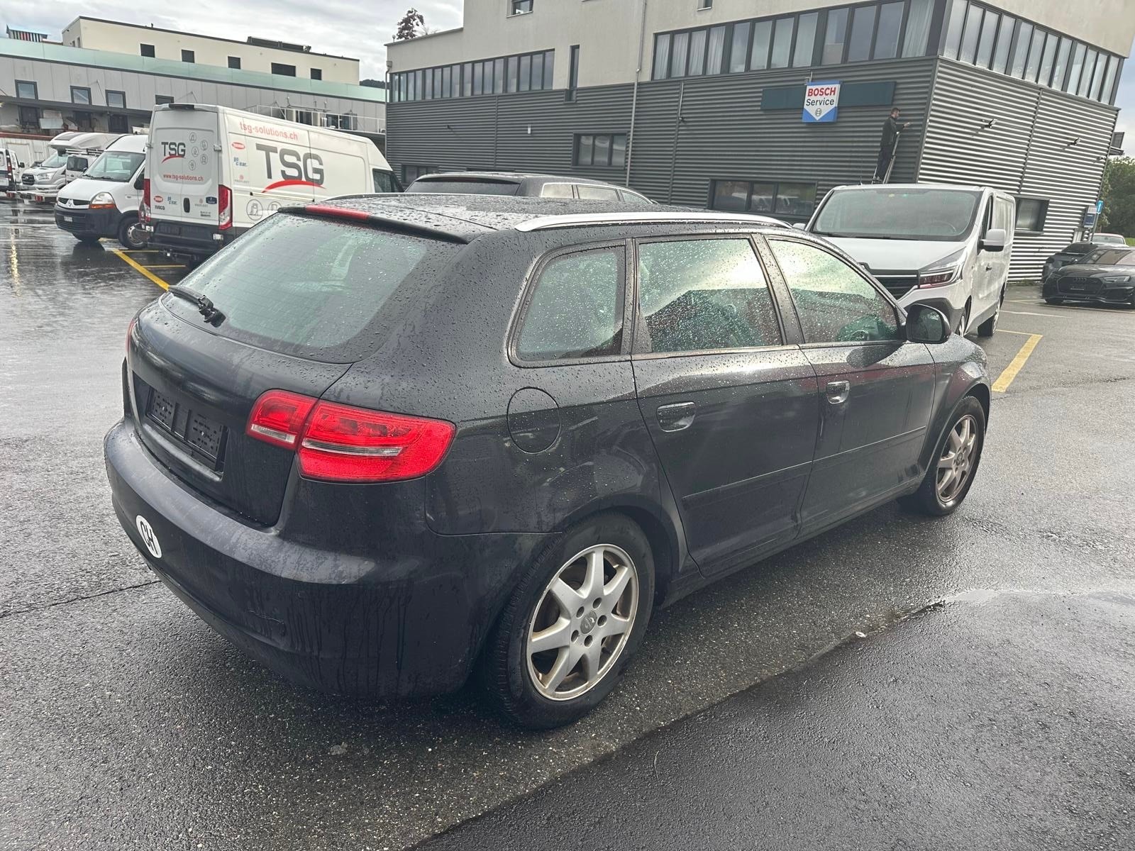 AUDI A3 Sportback 2.0 TDI Attraction quattro-image-3