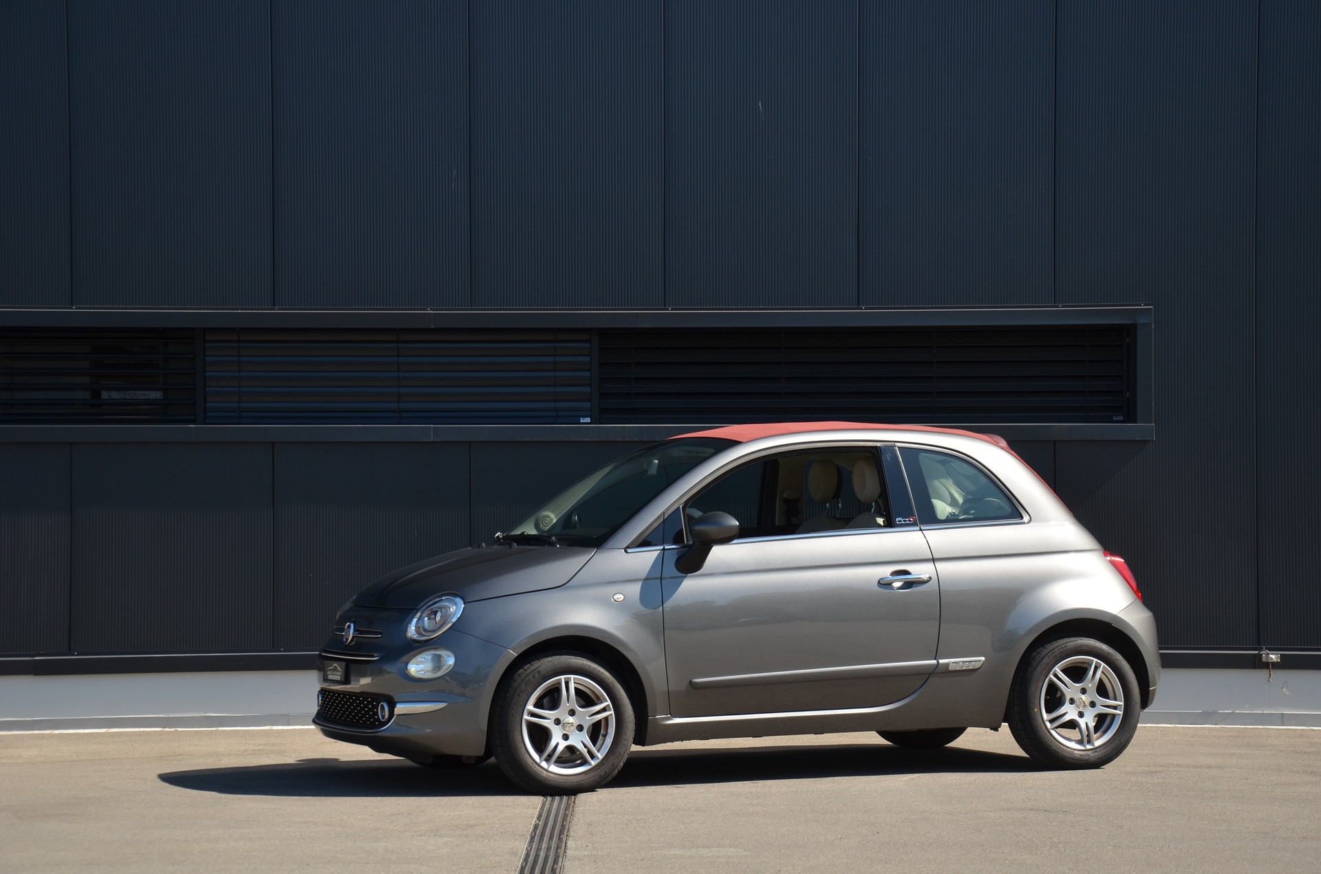 FIAT 1.2 Lounge Dualogic-showroom-element-1