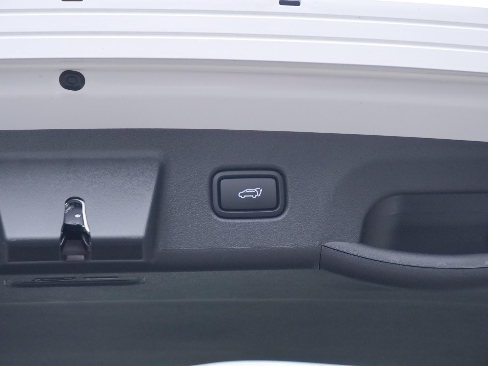 HYUNDAI Tucson 1.6 T-GDi HEV Vertex Swiss Edition 4WD-image-19
