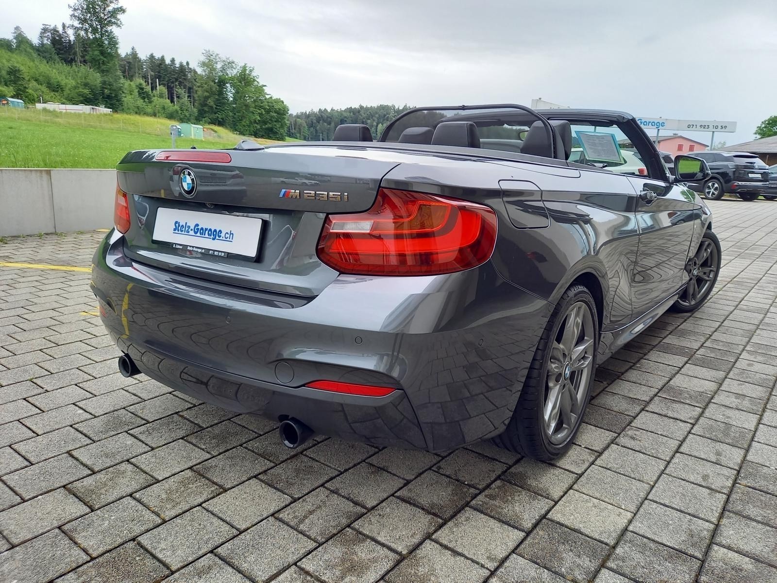 BMW M235i Steptronic-showroom-element-1