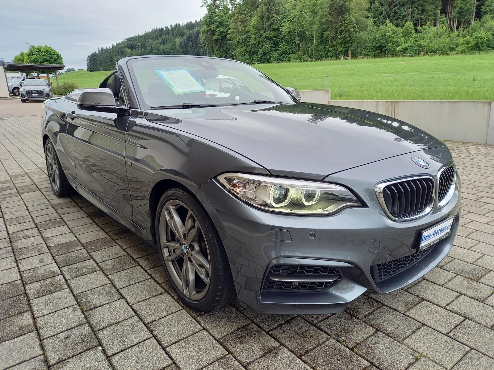 BMW M235i Steptronic-showroom-element-3