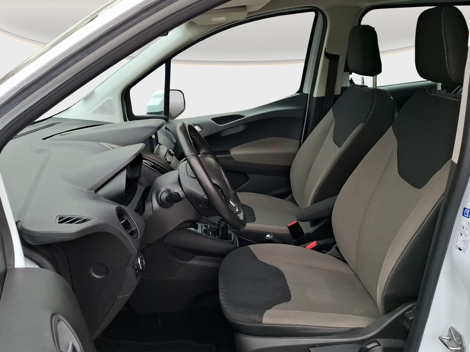 FORD Tourneo Courier 1.0 SCTi Trend // 8-fach bereift-image-8