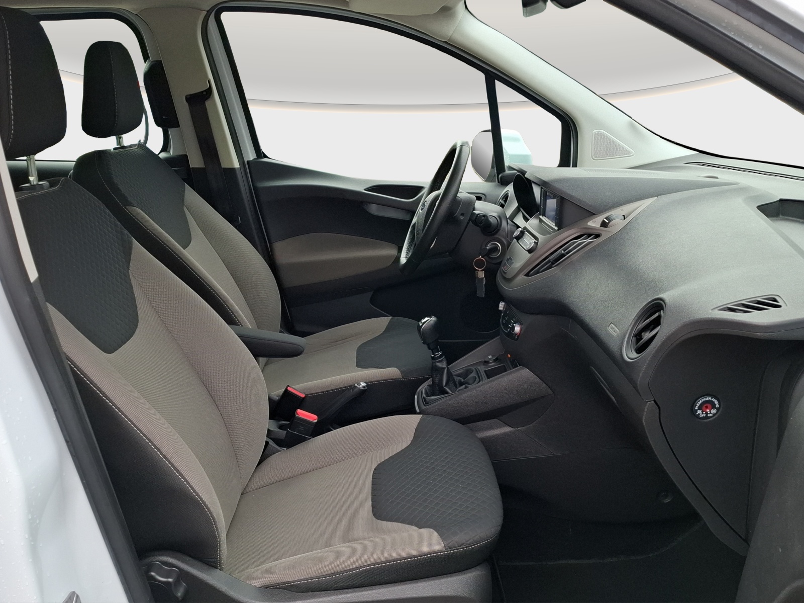 FORD Tourneo Courier 1.0 SCTi Trend // 8-fach bereift-image-9