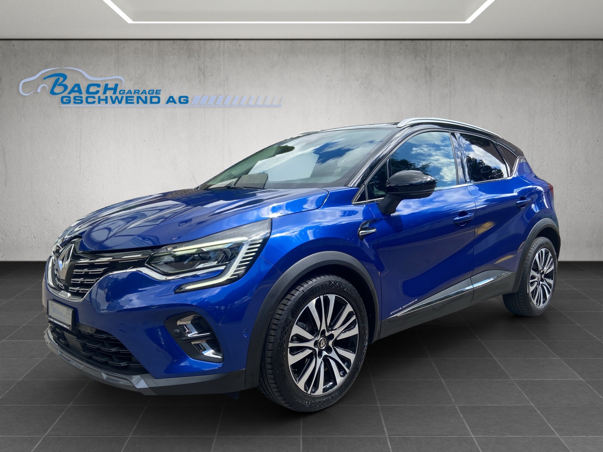 RENAULT Captur 1.6 E-Tech Initiale Paris DHT