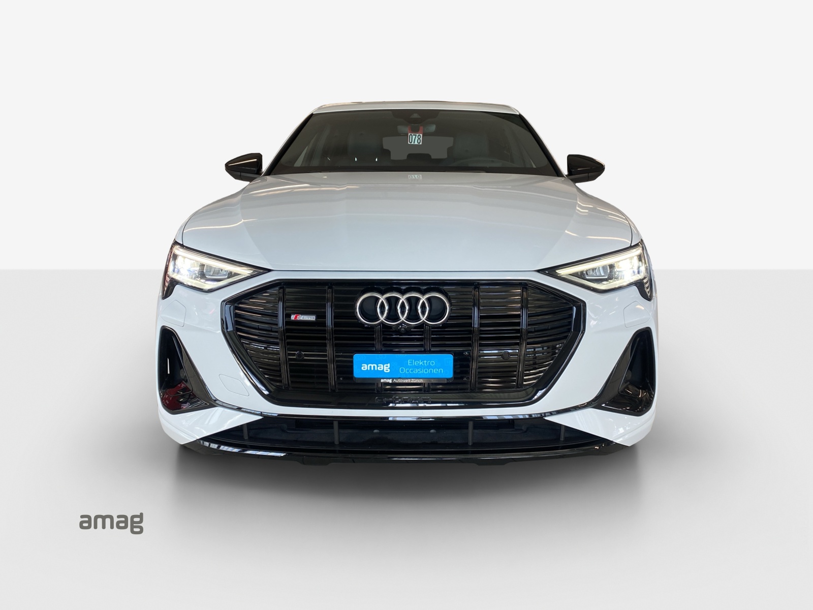 AUDI e-tron 55 Sportback S Line quattro-image-6