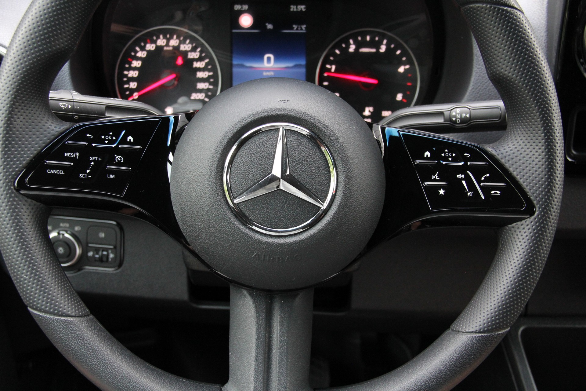 MERCEDES-BENZ Sprinter 315 CDI Standard 9G-TRONIC **ANHÄNGERKUPPLUNG** AUTOMAT *KAMERA* TEMPOMAT *SITZHEIZUNG.2x* NEUES-MODEL-image-5