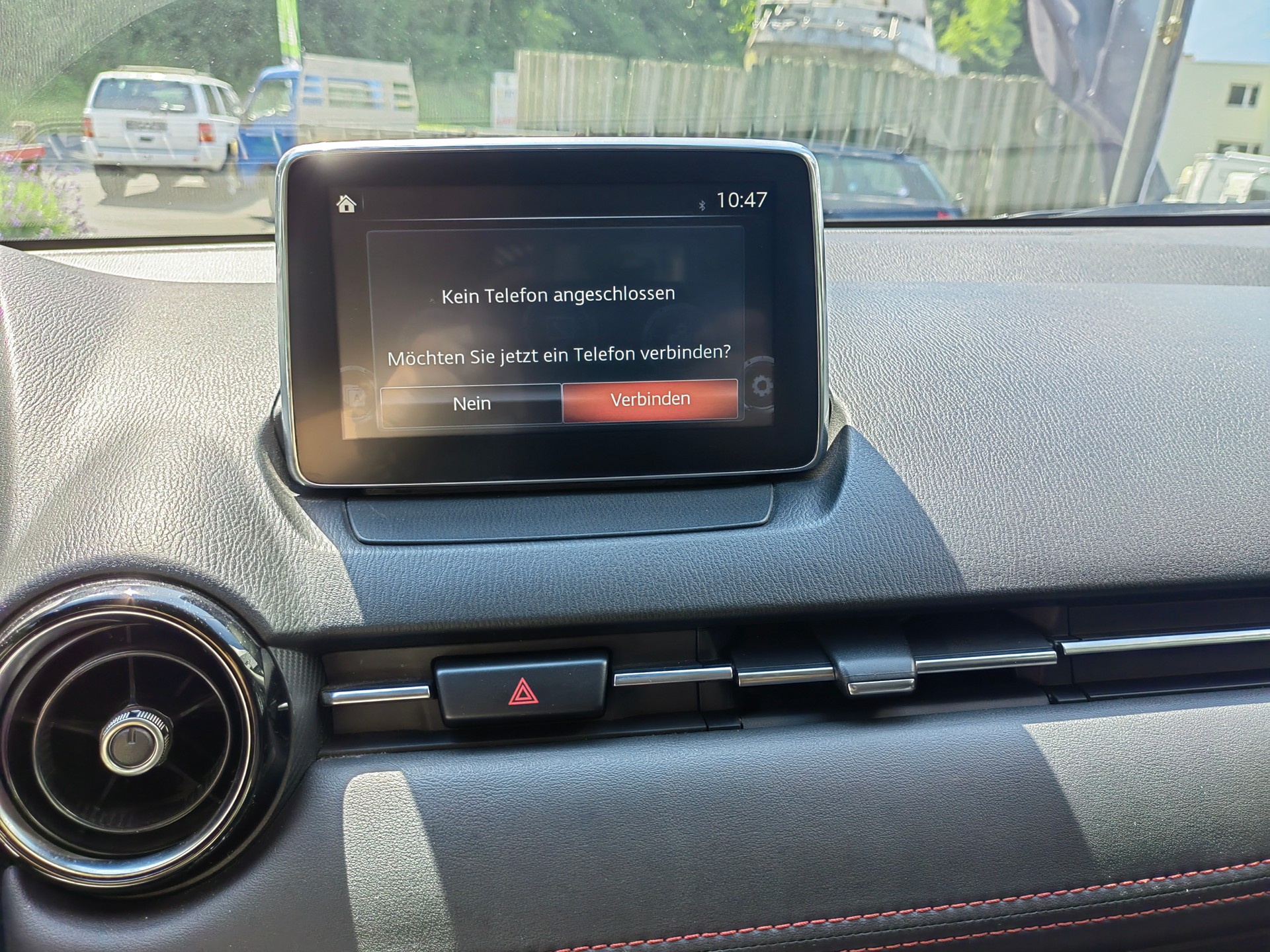 MAZDA 2 1.5 90 Revolution-image-10