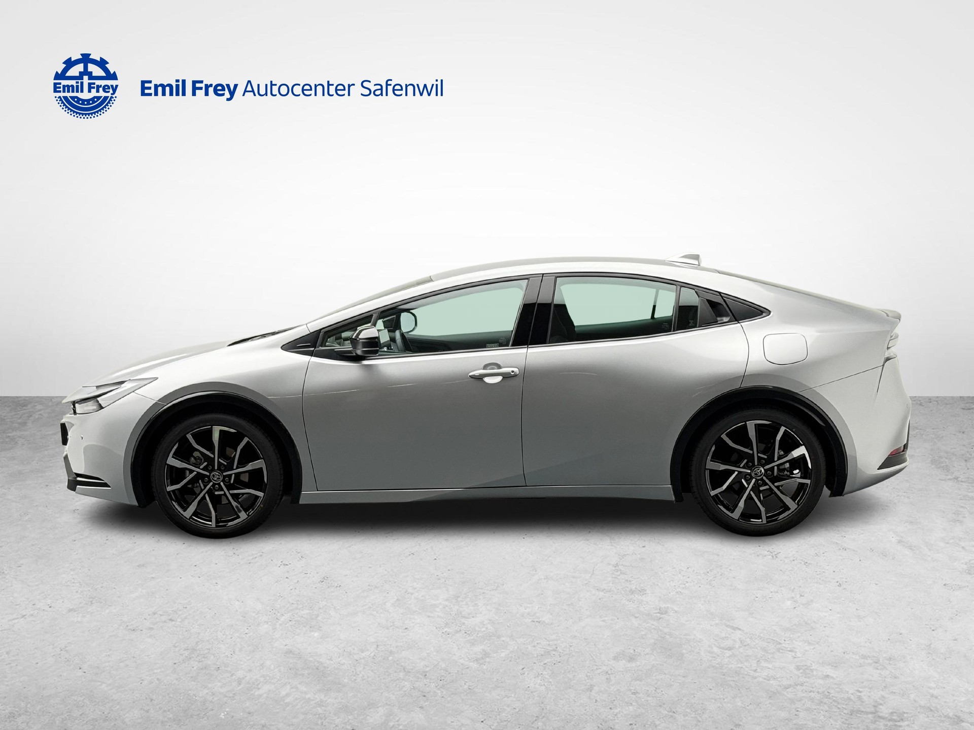 TOYOTA Prius 2.0 Plug-In-Hybrid Style-showroom-element-1