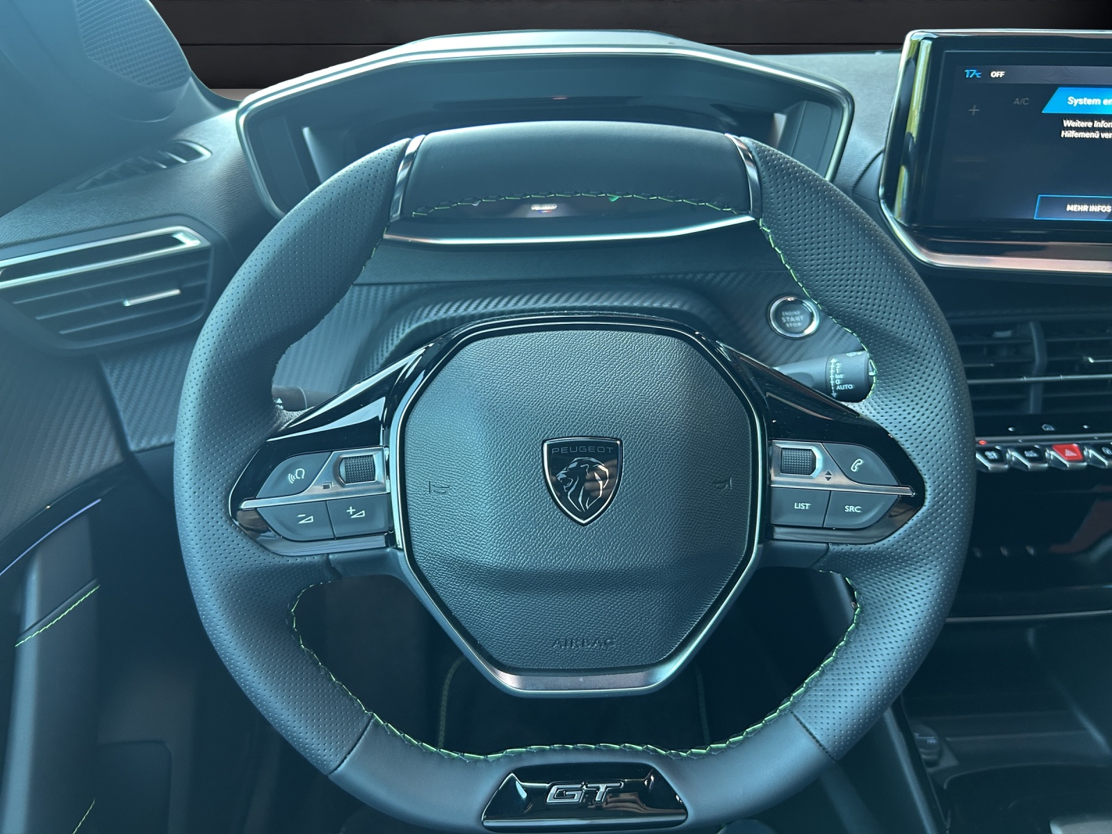 PEUGEOT 208 NEW 1.2 Hybrid 145 GT-image-12