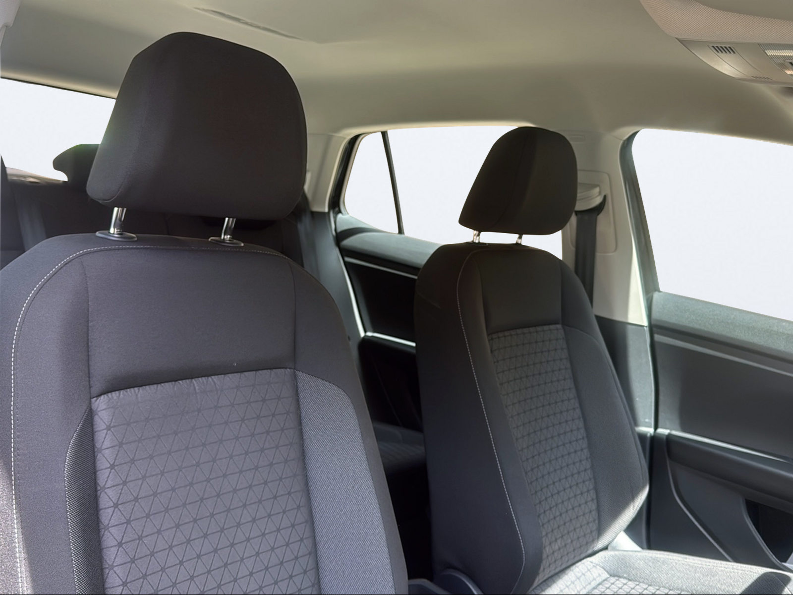 VW T-Cross 1.0 TSI Life-image-15
