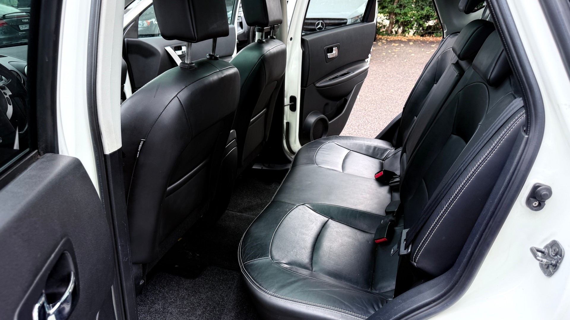 NISSAN Qashqai 2.0 dCi 4WD tekna Automatic-image-11