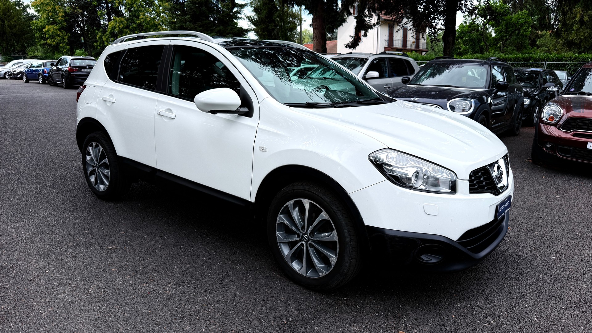 NISSAN Qashqai 2.0 dCi 4WD tekna Automatic-image-1