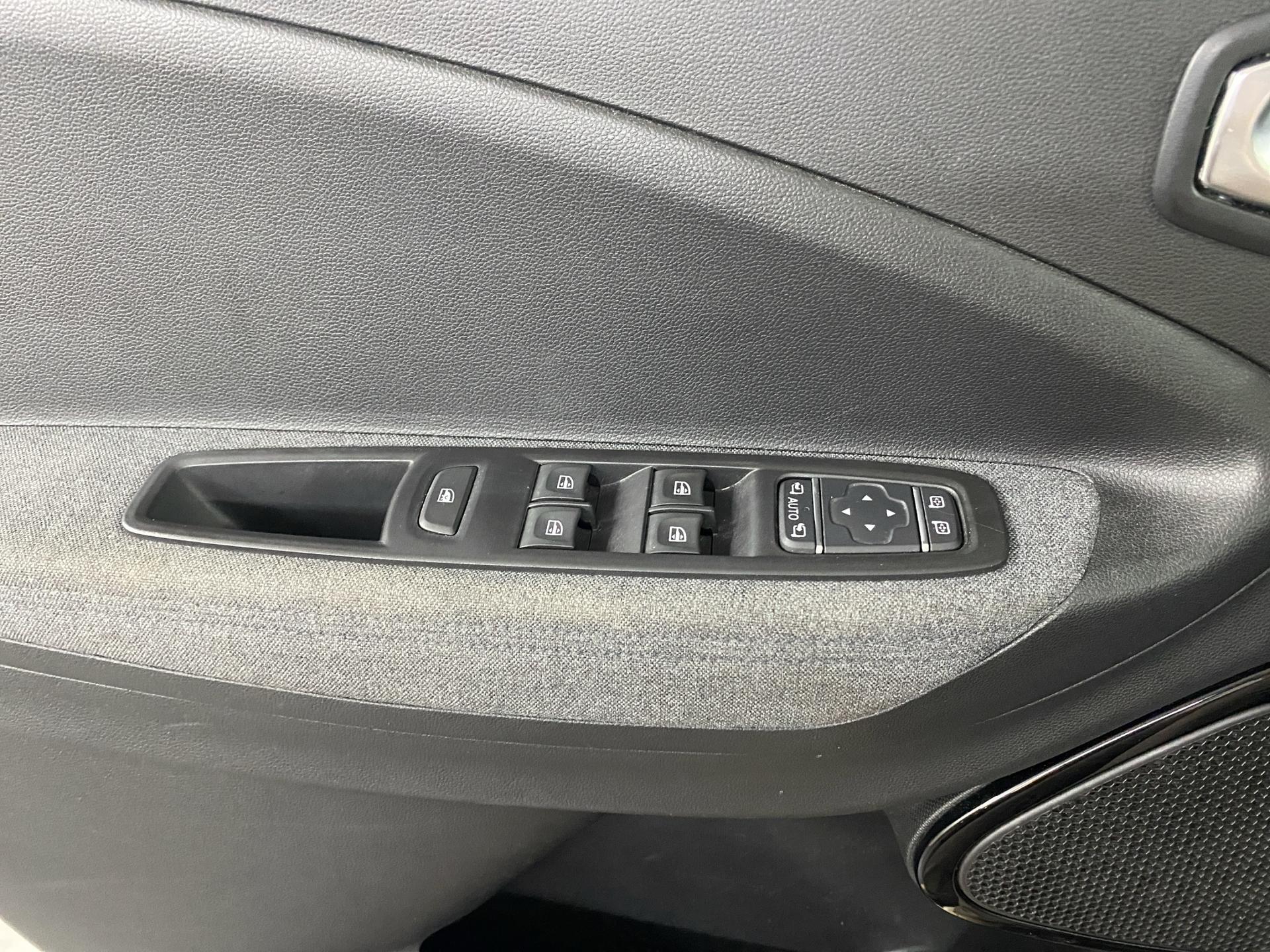 RENAULT Zoe Intens R135 (incl. Batterie)-image-22