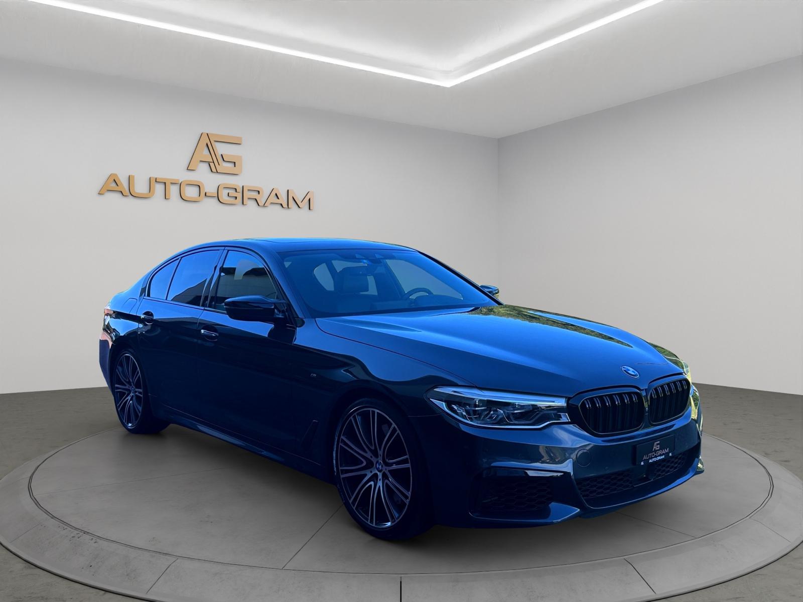BMW M550i xDrive Steptronic-image-6