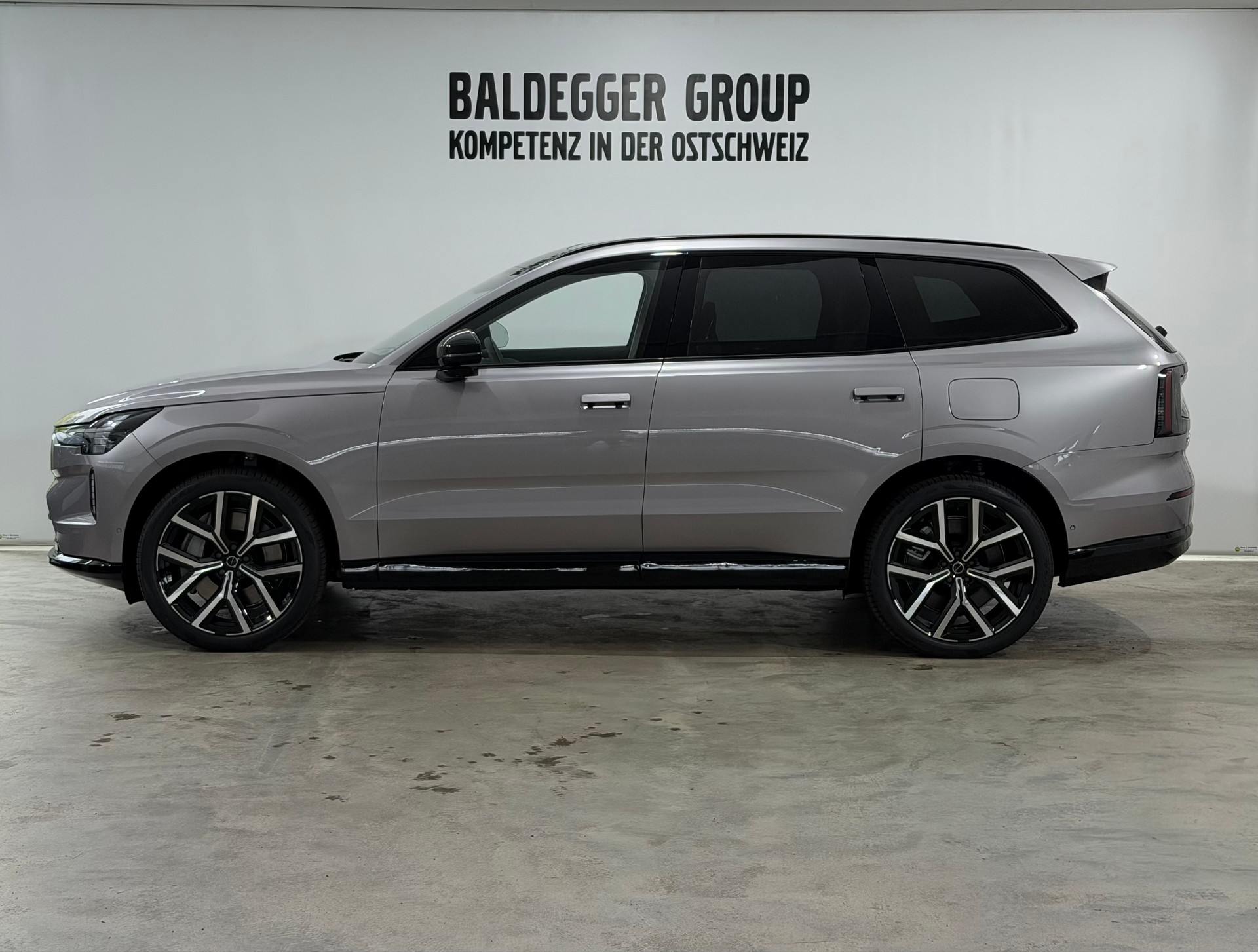 VOLVO EX 90 Twin Ultra AWD-showroom-element-1