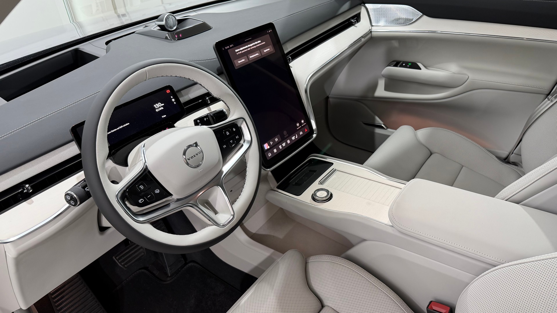 VOLVO EX 90 Twin Ultra AWD-showroom-element-3