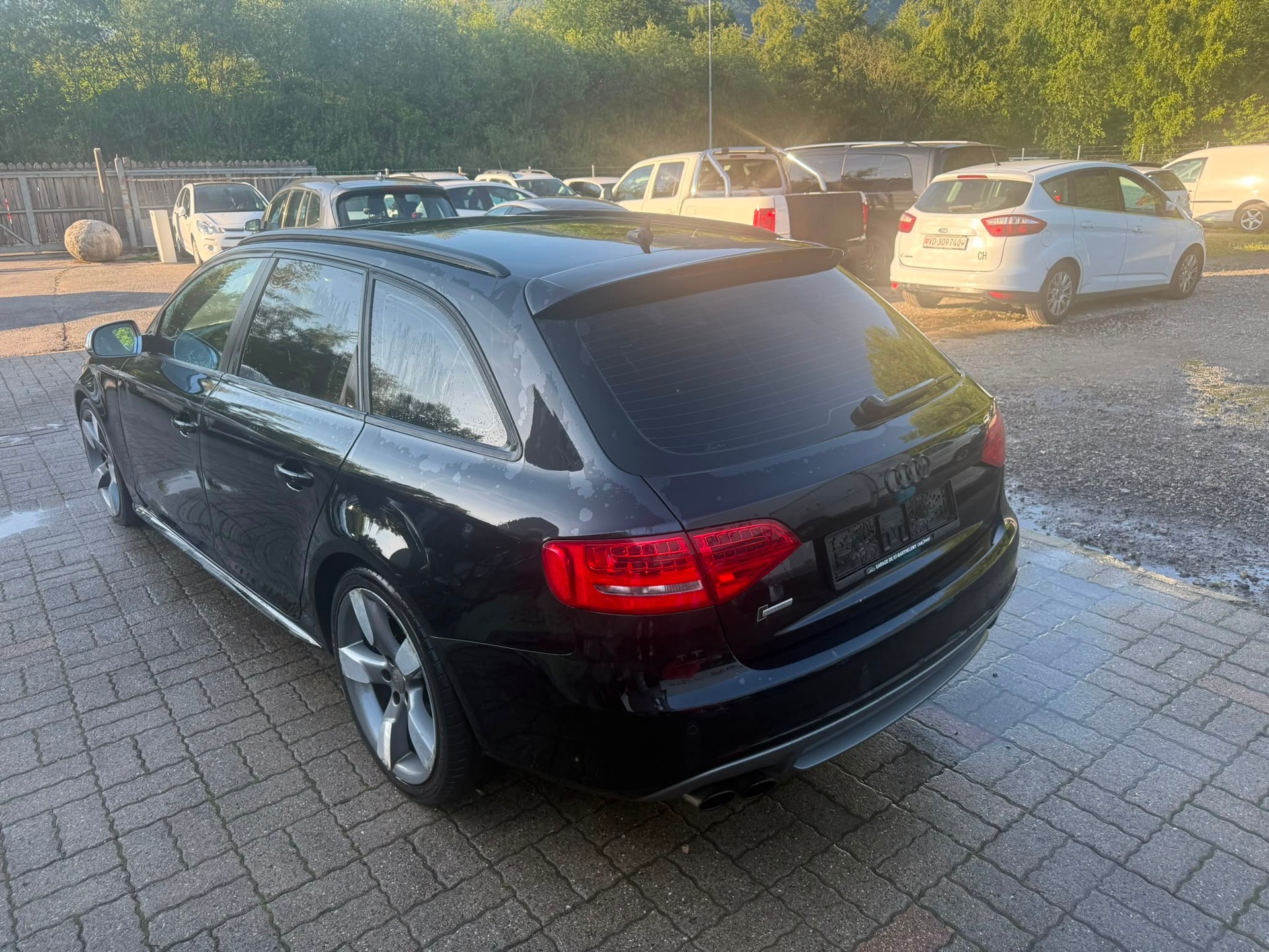 AUDI S4 Avant 3.0 TFSI quattro S-tronic-image-1