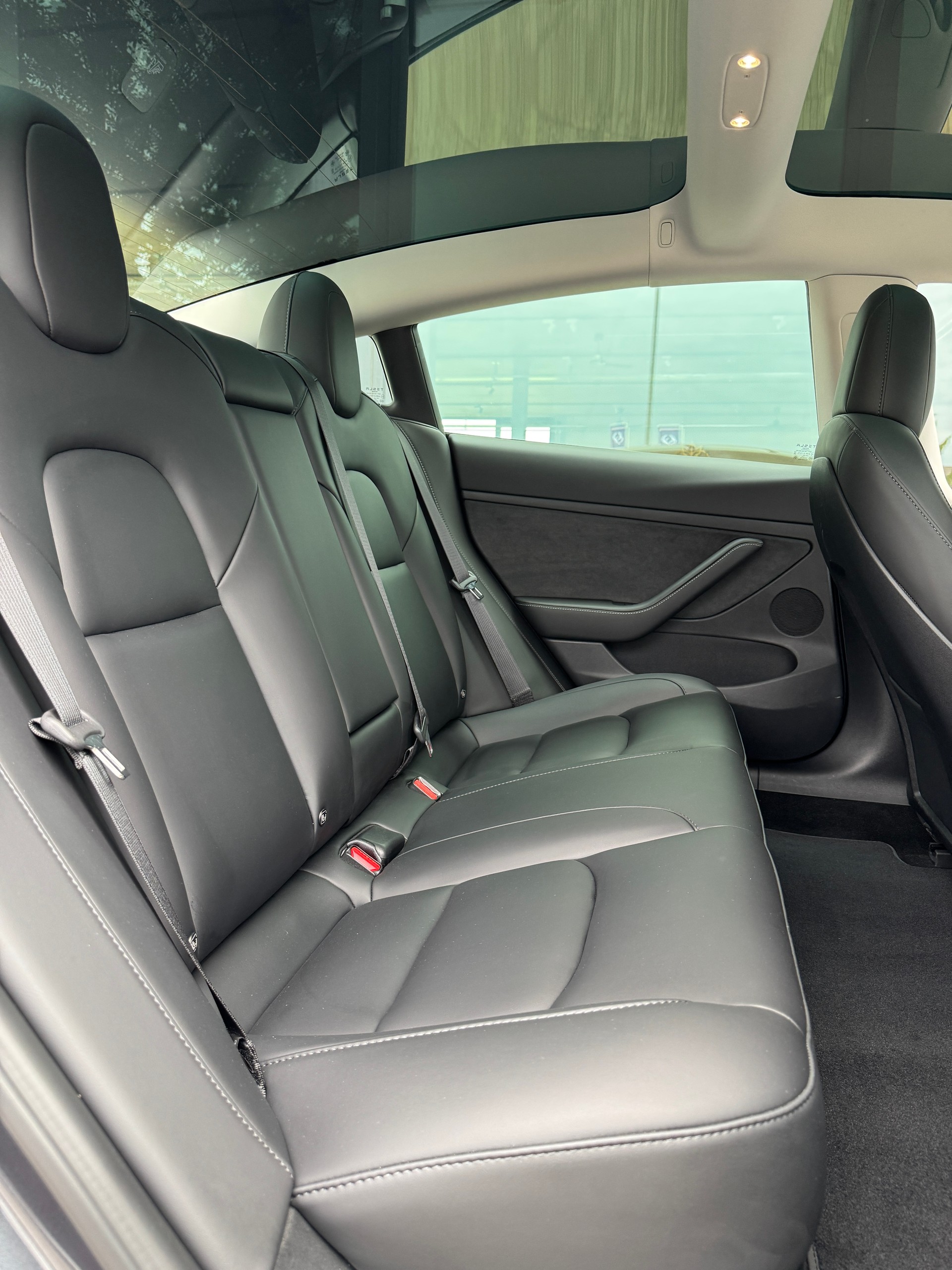 TESLA Model 3 Long Range Dual Motor AWD / AMD Ryzen *RESERVIERT*-image-10