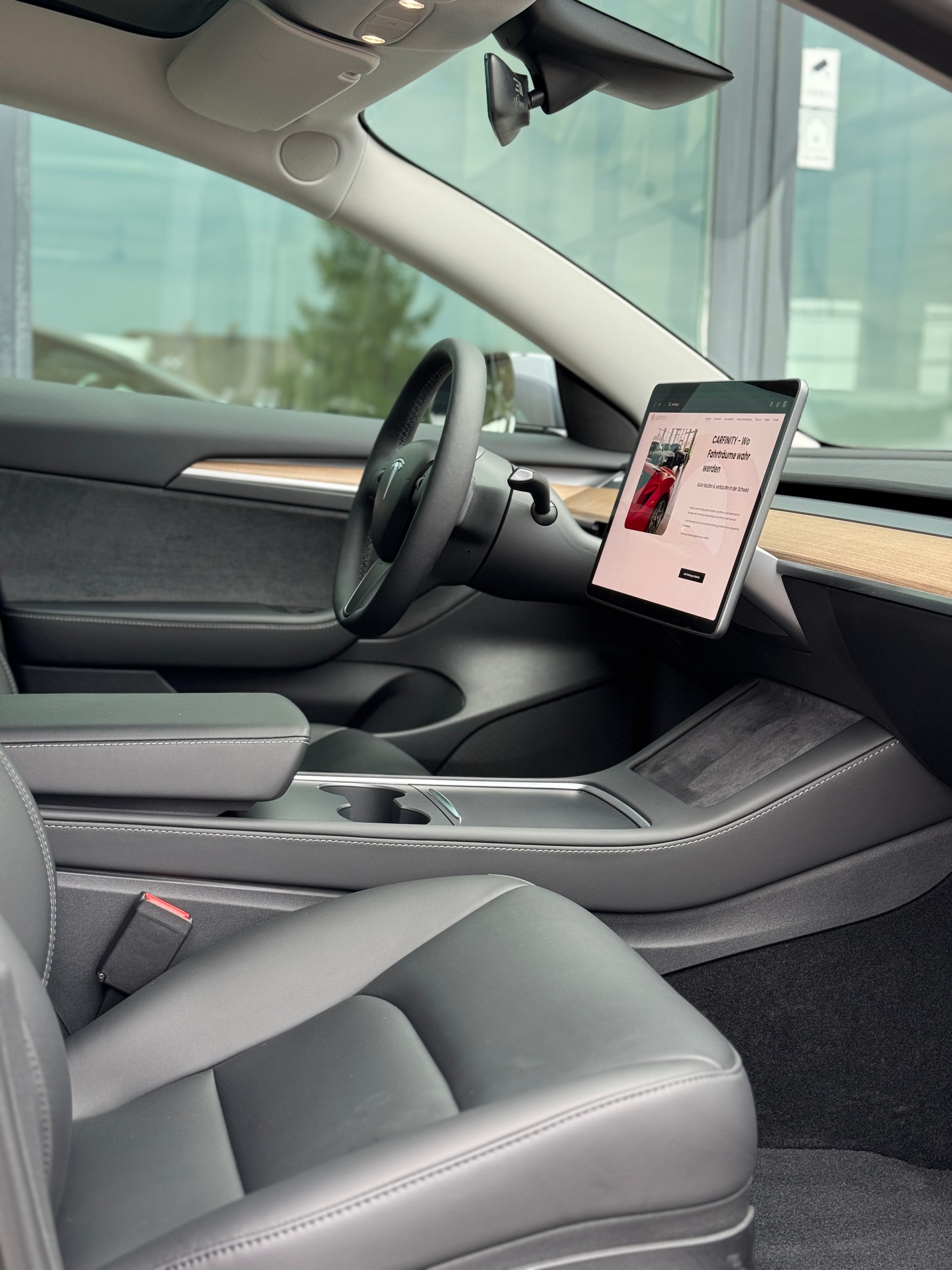 TESLA Model 3 Long Range Dual Motor AWD / AMD Ryzen *RESERVIERT*-image-9