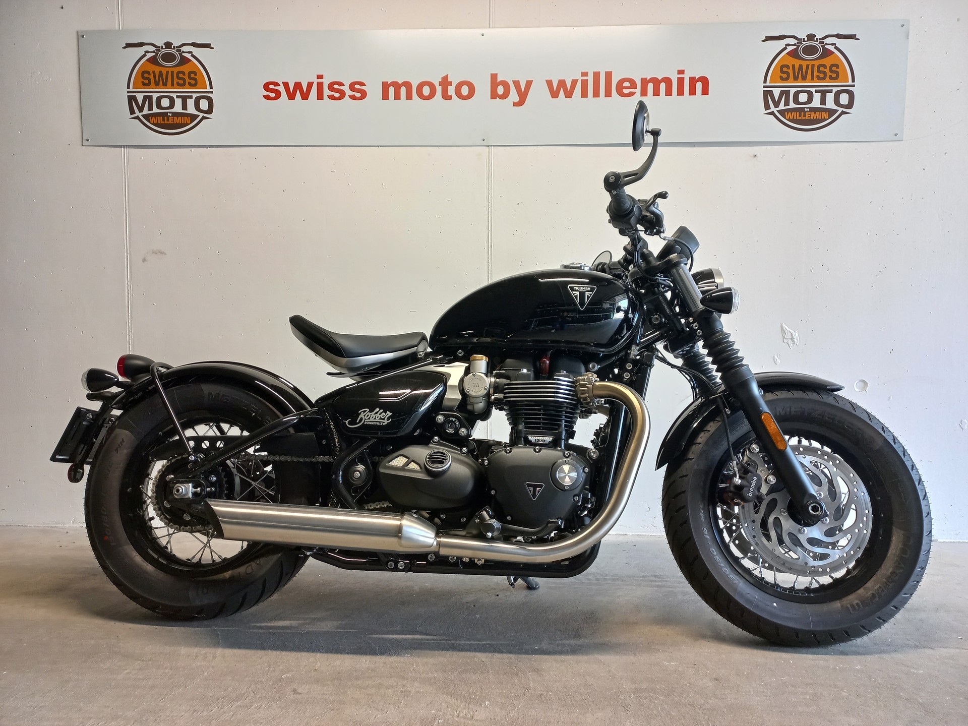 TRIUMPH Bonneville Bobber-image-7