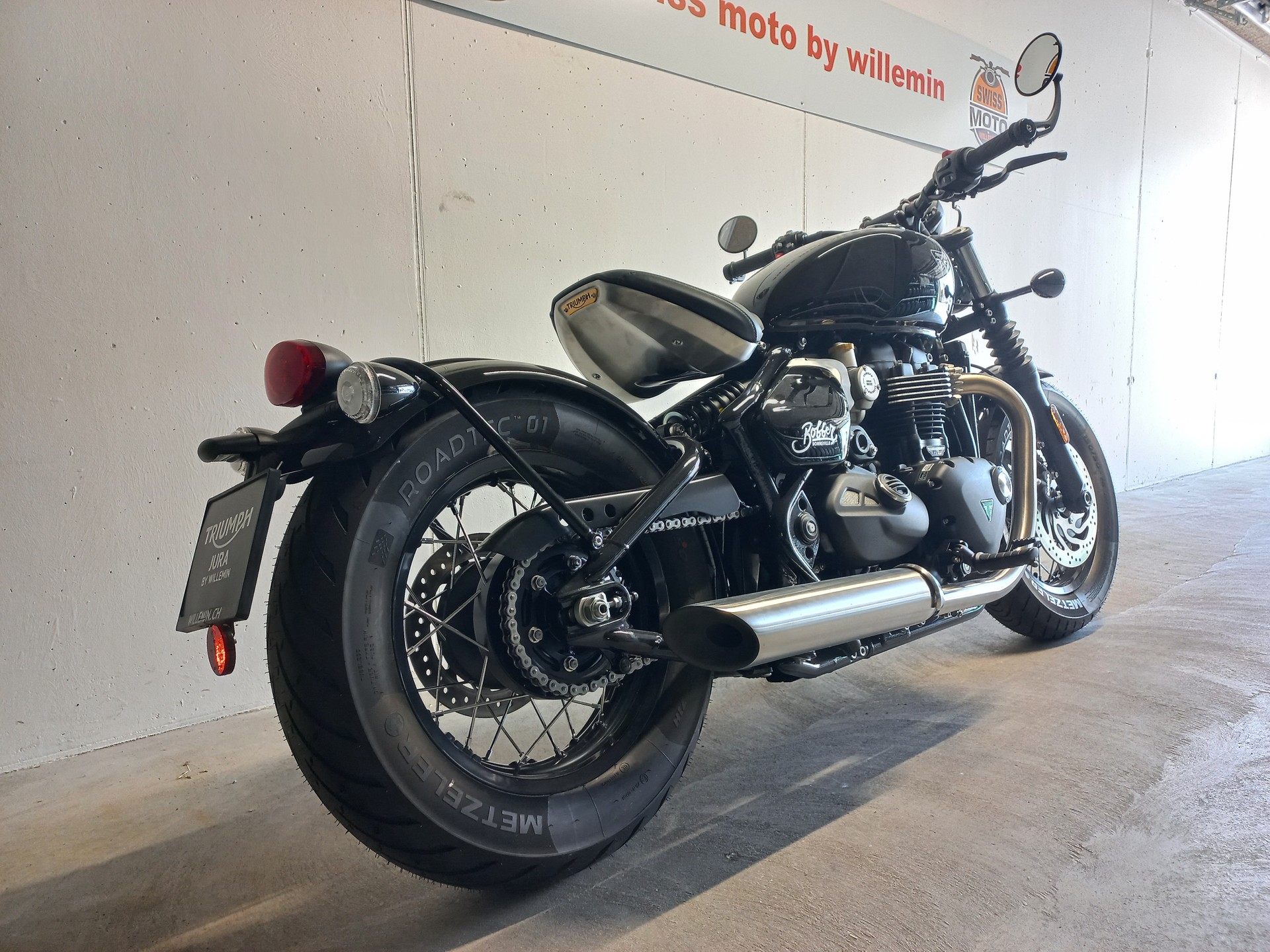 TRIUMPH Bonneville Bobber-image-9