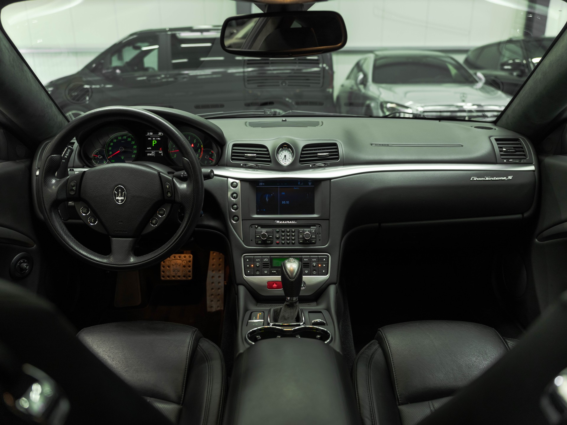 MASERATI GranTurismo S Automatica-image-6