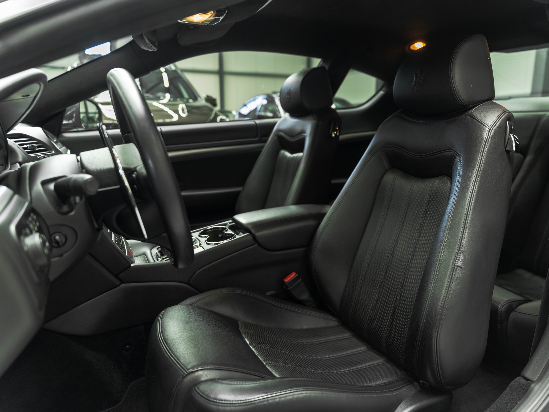MASERATI GranTurismo S Automatica-image-9
