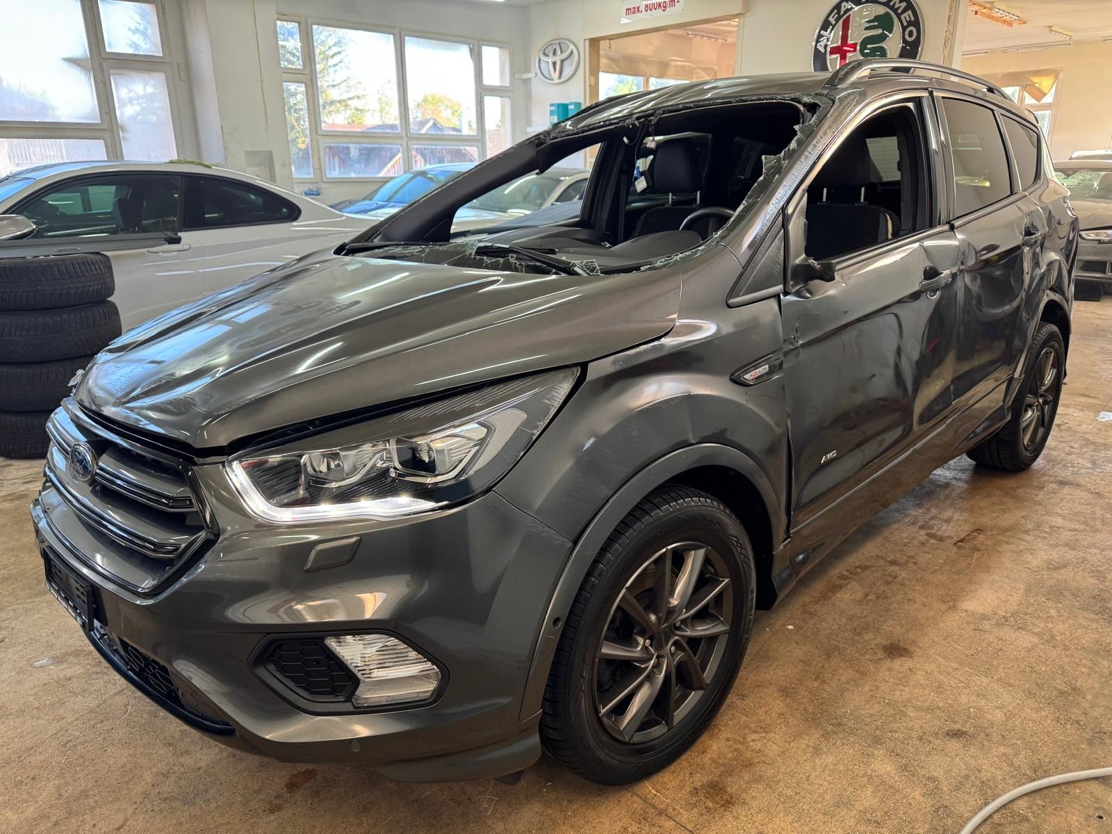 FORD Kuga 2.0 TDCi ST Line High 4WD PowerShift