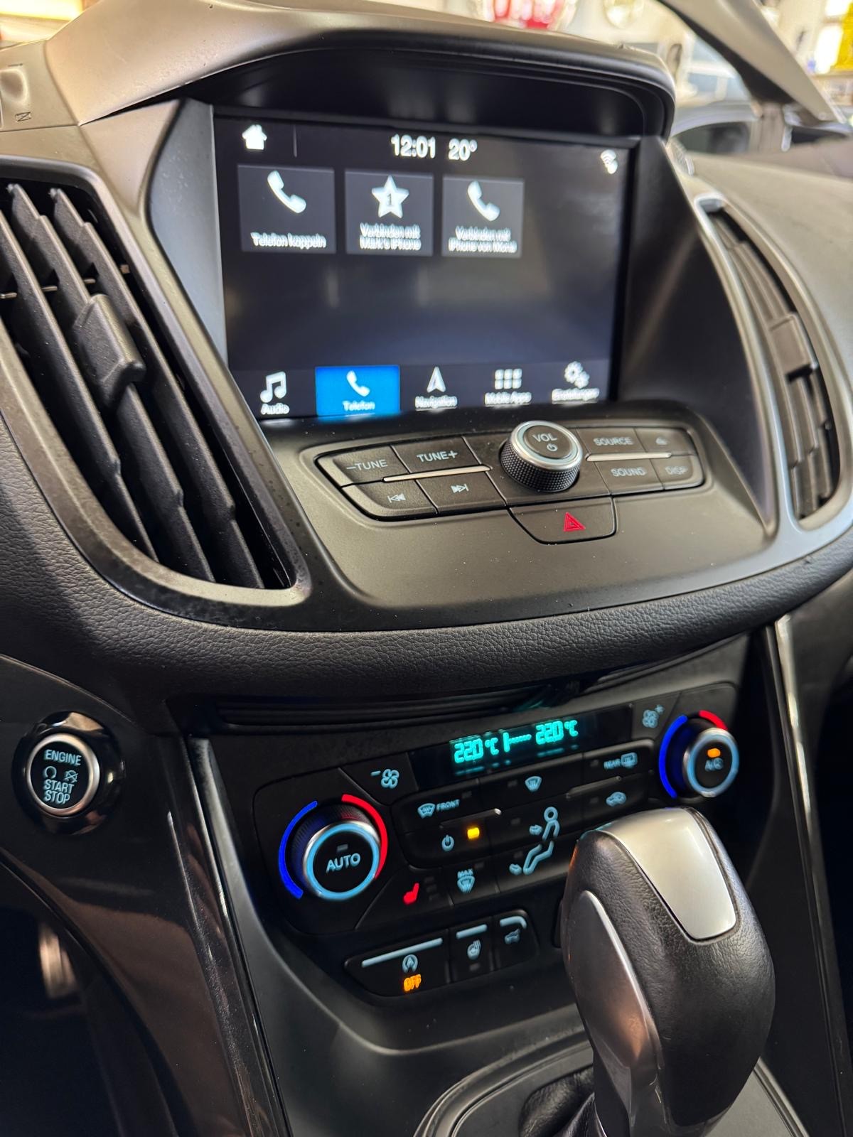 FORD Kuga 2.0 TDCi ST Line High 4WD PowerShift-image-12