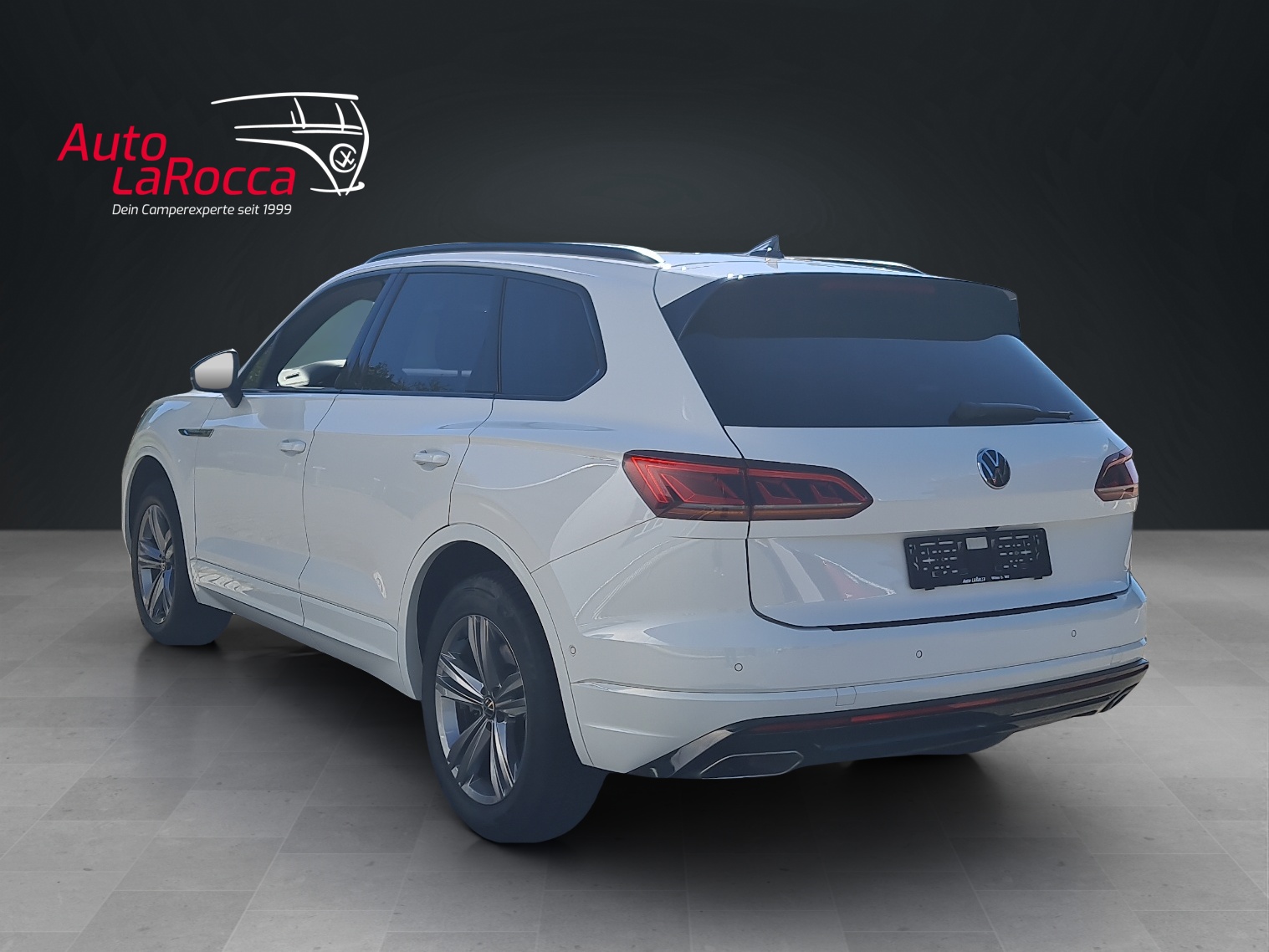 VW Touareg 3.0 TSI R-Line Tiptronic-showroom-element-2