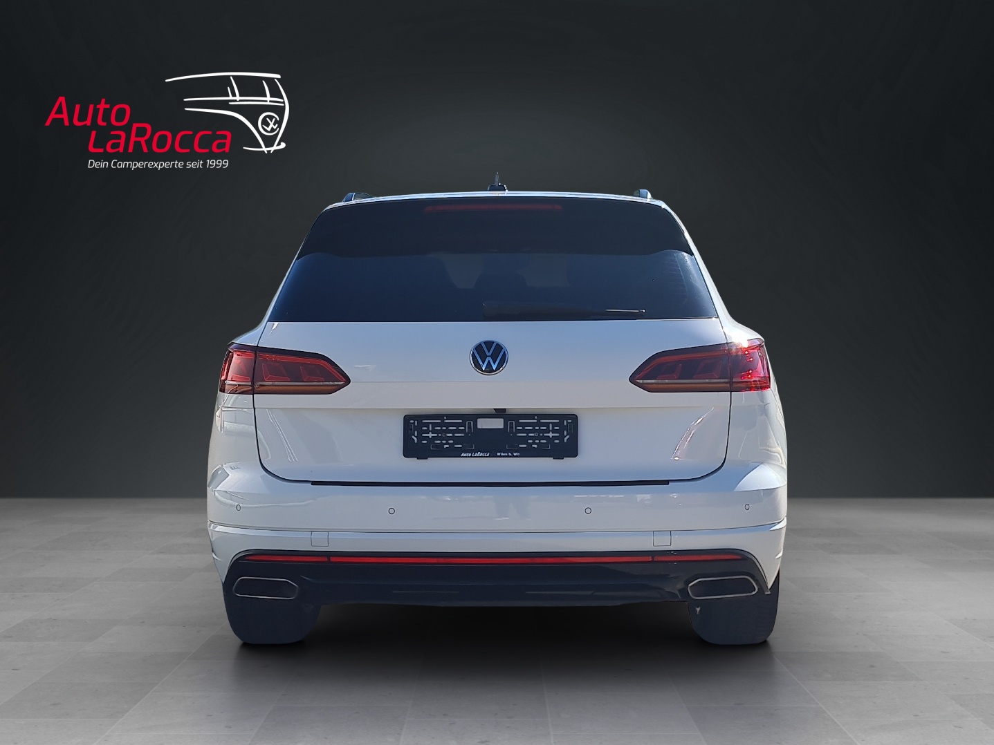 VW Touareg 3.0 TSI R-Line Tiptronic-showroom-element-3