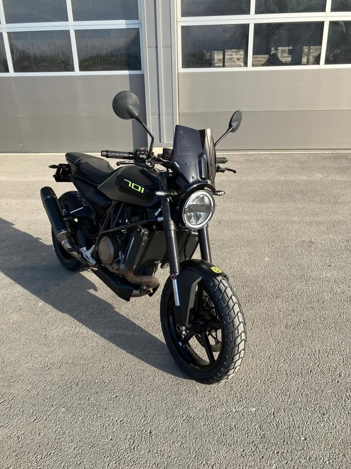 HUSQVARNA Vitpilen 701-image-1
