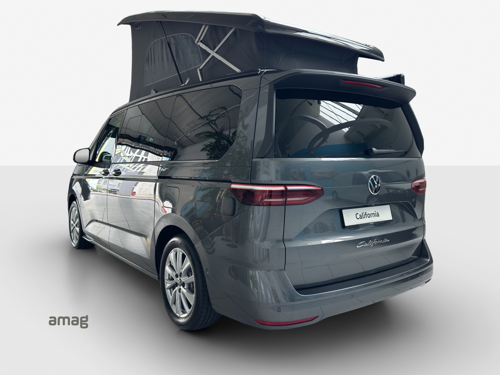 VW California 2.0 TDI Beach Tour-showroom-element-2