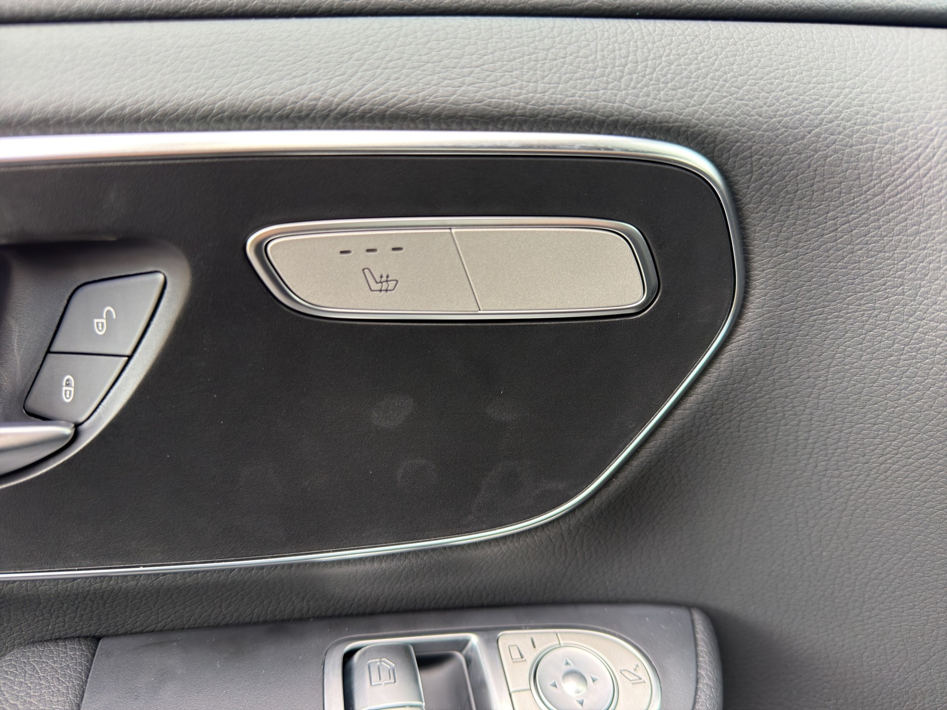 MERCEDES-BENZ V 250 d Style L TREND 4MATIC-image-16